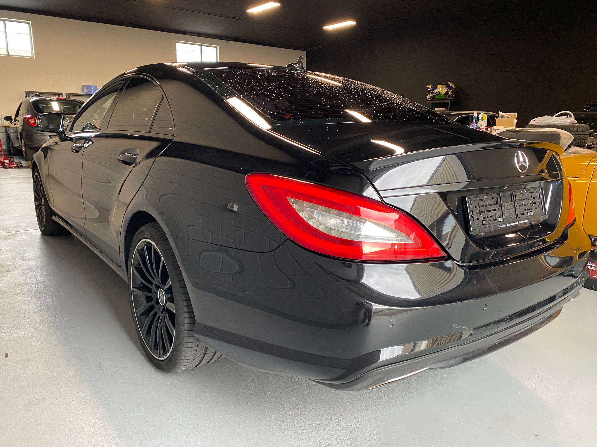MERCEDES-BENZ CLS 500 4Matic 7G-Tronic-image-8