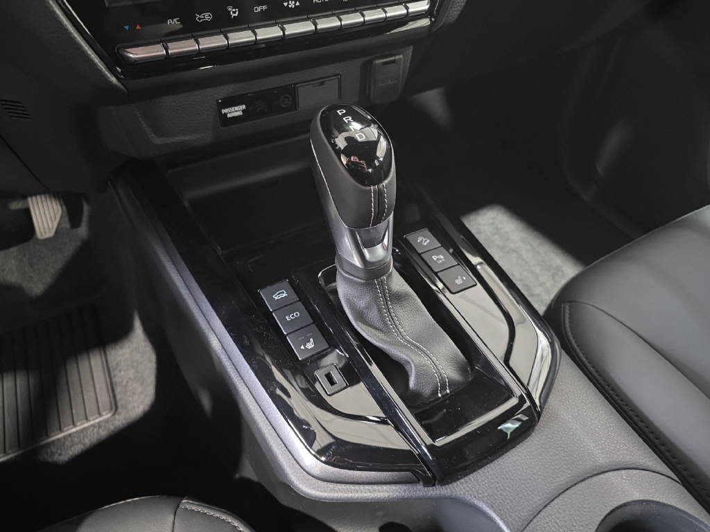ISUZU D-Max EV Crew Pick-up N60 Nitro Sport 4x4-image-15