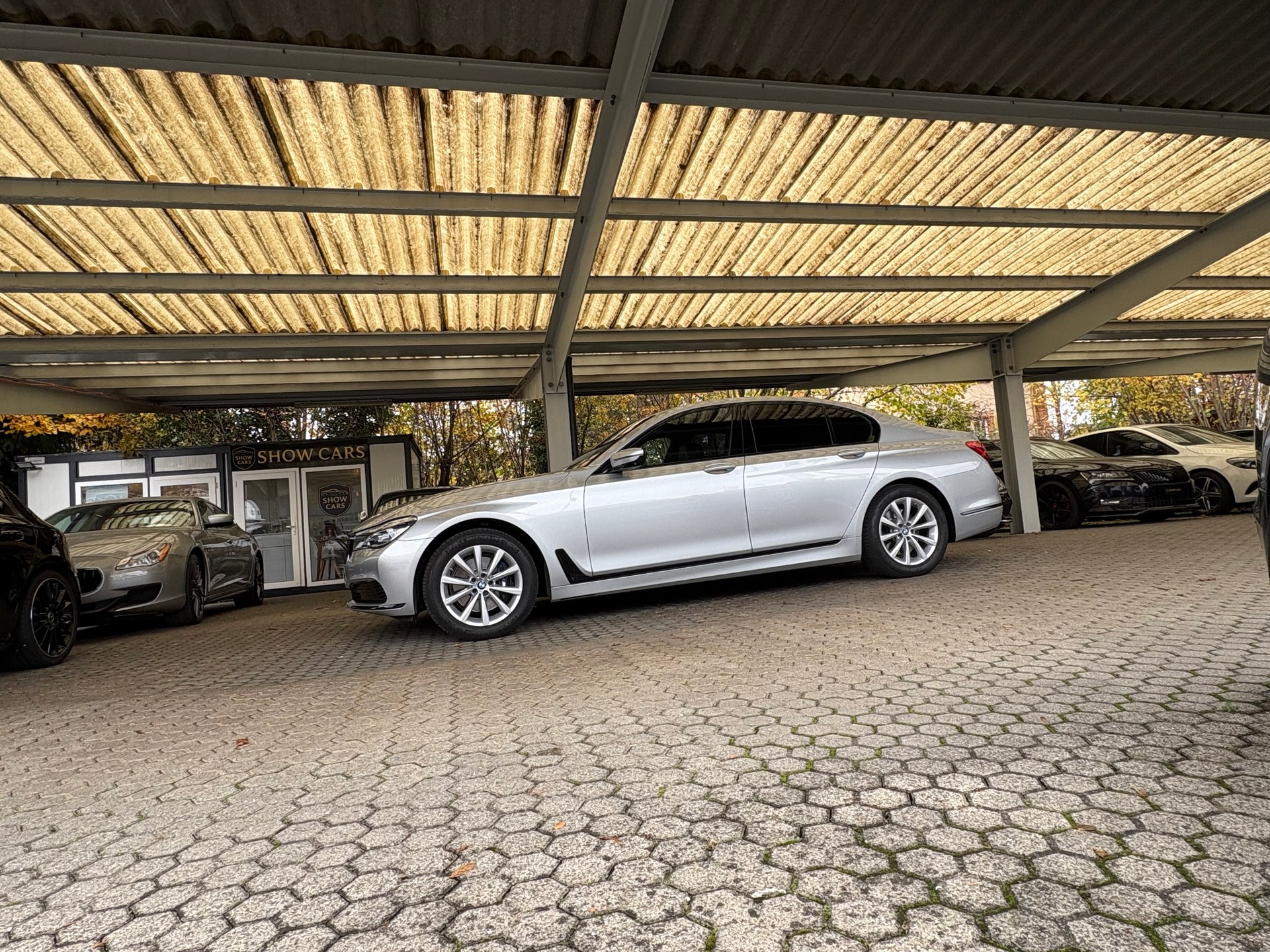 BMW 730d xDrive Steptronic-image-3