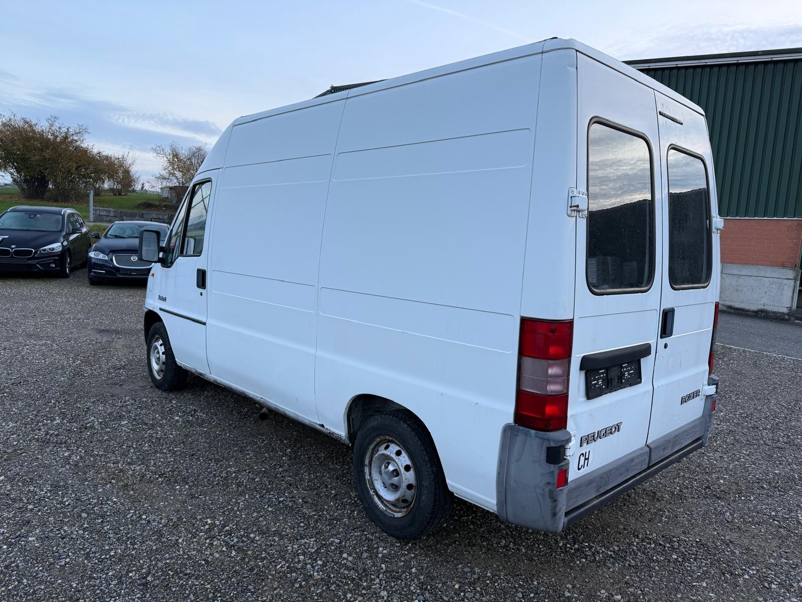 PEUGEOT Boxer 2.5TDi 320 MH Hochd-image-4