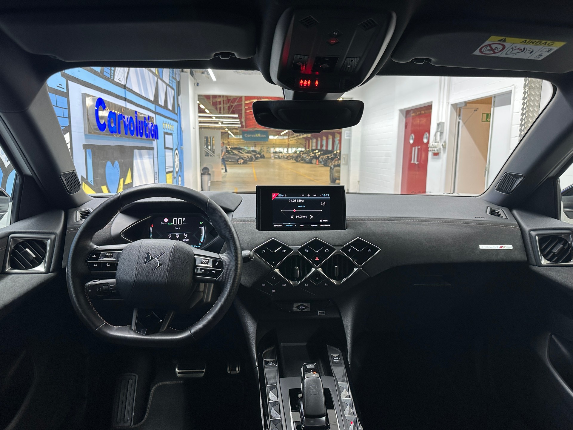 DS AUTOMOBILES DS 3 Crossback E-Tense 136 Performance Line-image-9