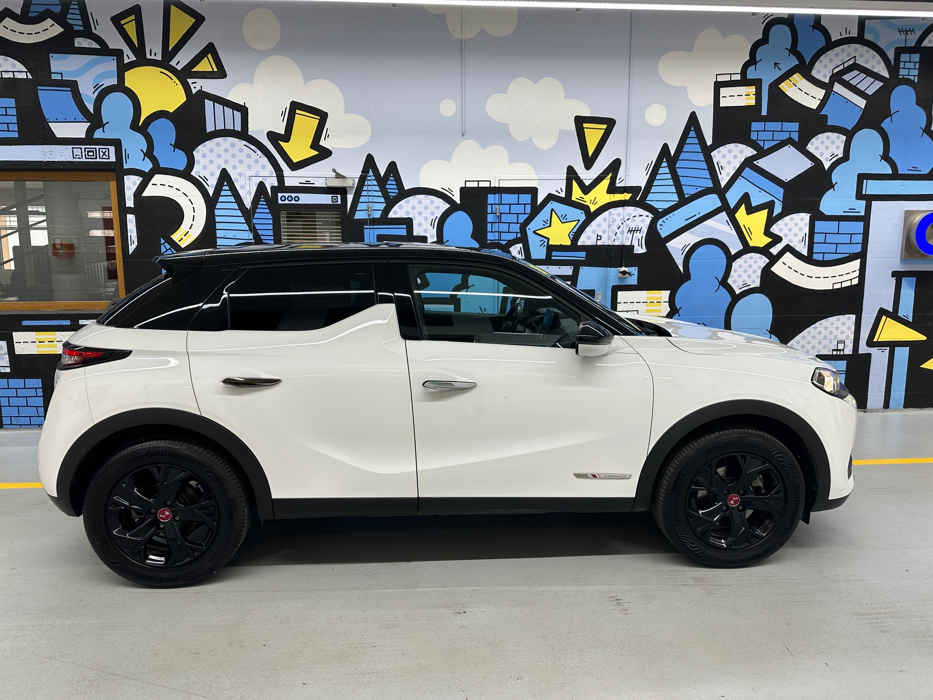 DS AUTOMOBILES DS 3 Crossback E-Tense 136 Performance Line-image-2
