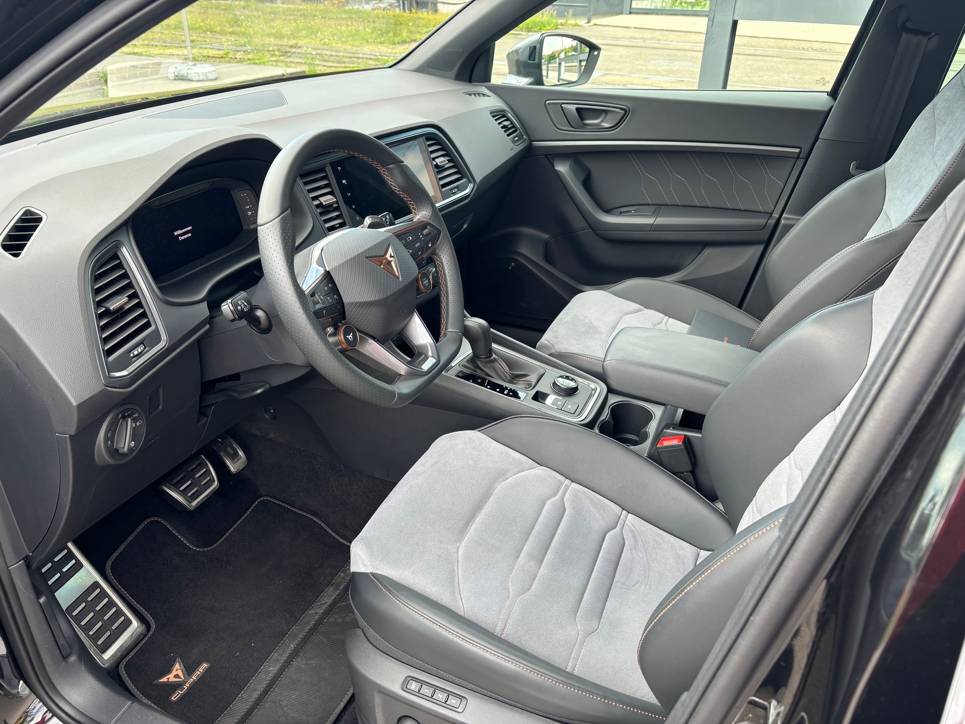CUPRA Ateca 2.0TSI VZ Cup 360 4Drive DSG-image-4