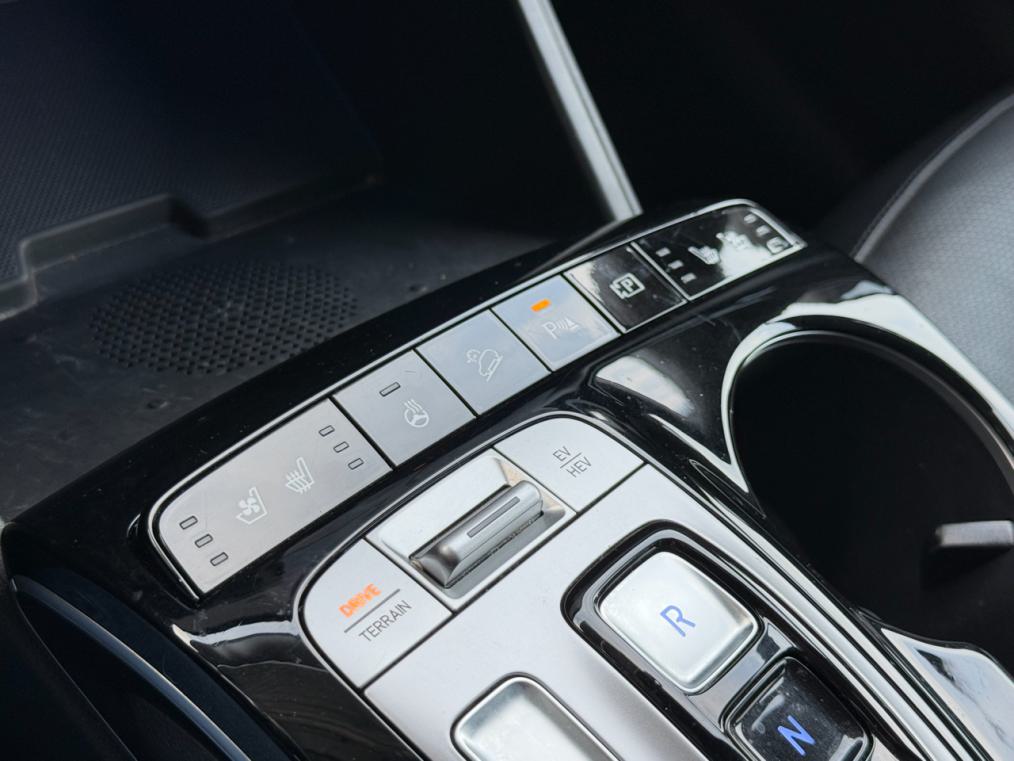 HYUNDAI Tucson 1.6 TGDI PHEV Vertex 4WD-image-3