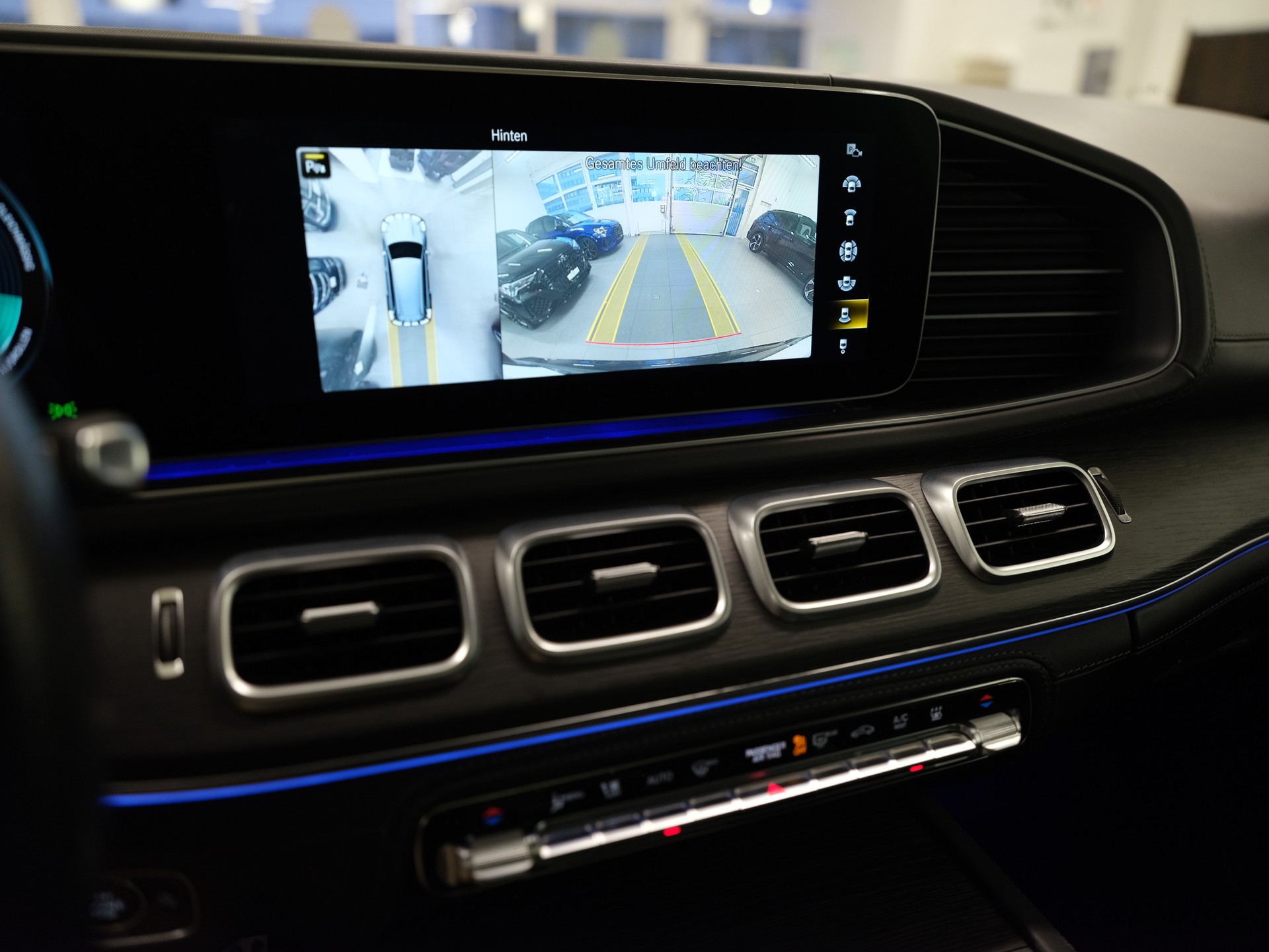 MERCEDES-BENZ GLS 580 4Matic 9G-Tronic-image-19