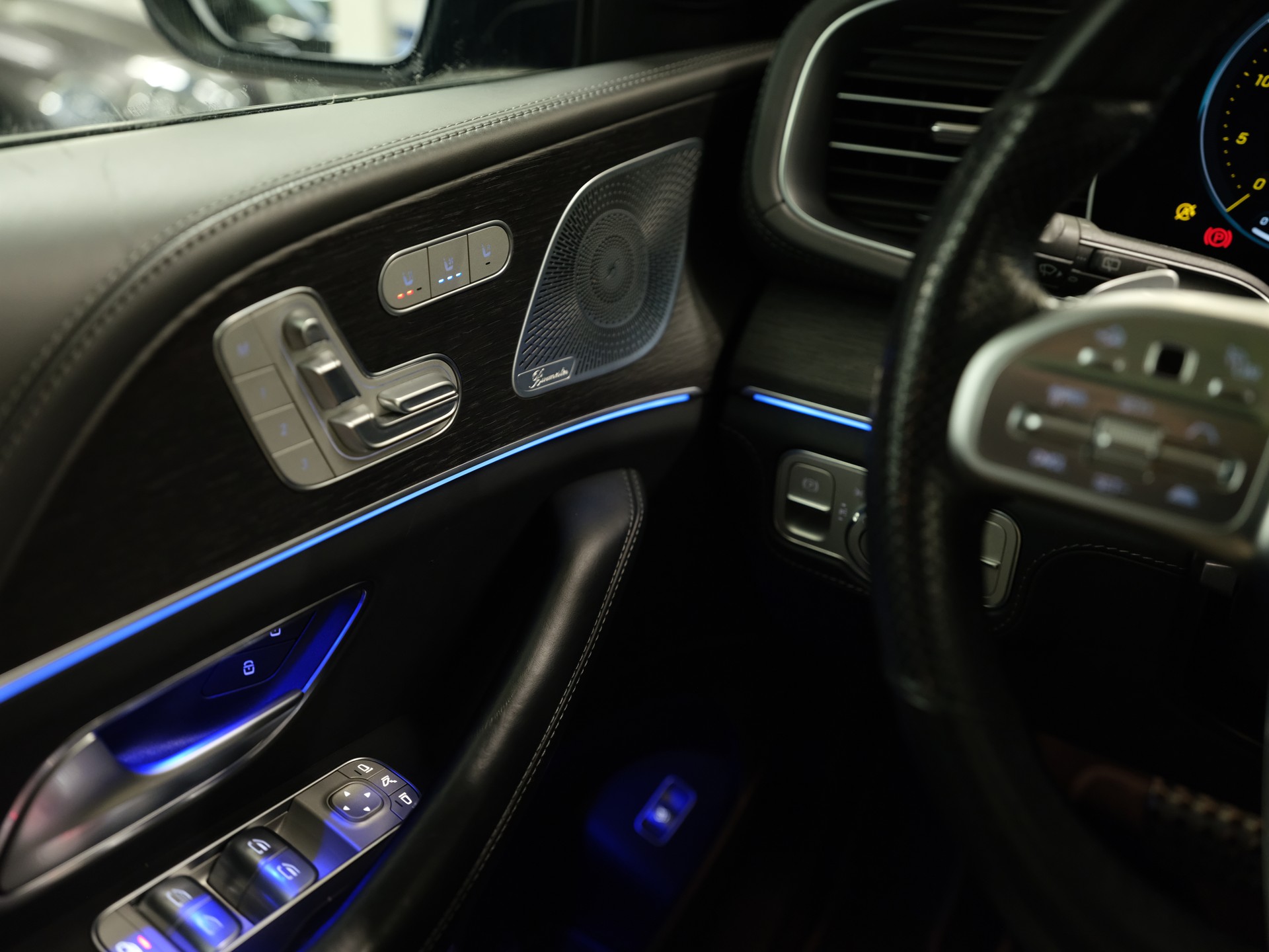 MERCEDES-BENZ GLS 580 4Matic 9G-Tronic-image-23
