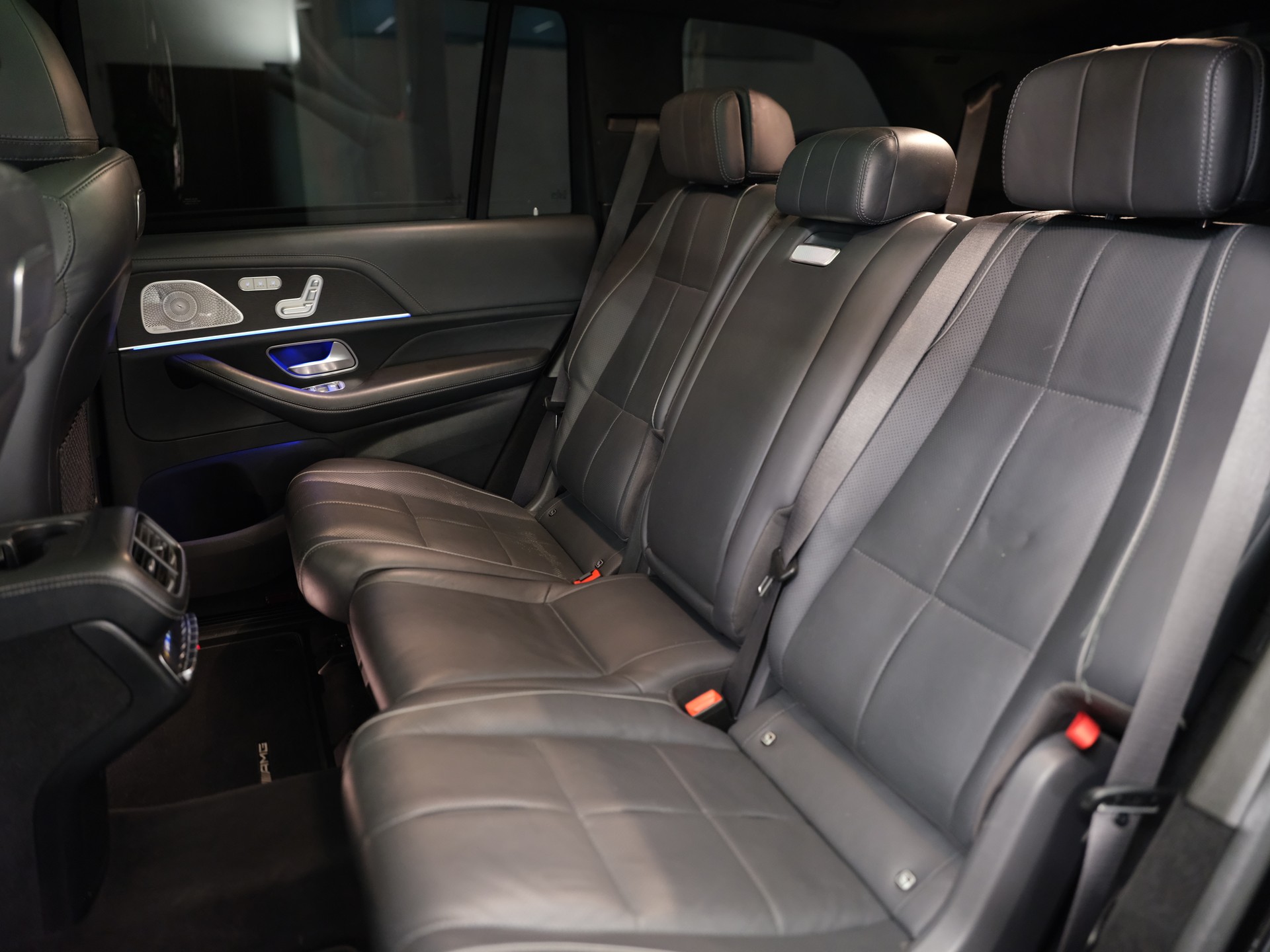 MERCEDES-BENZ GLS 580 4Matic 9G-Tronic-image-28
