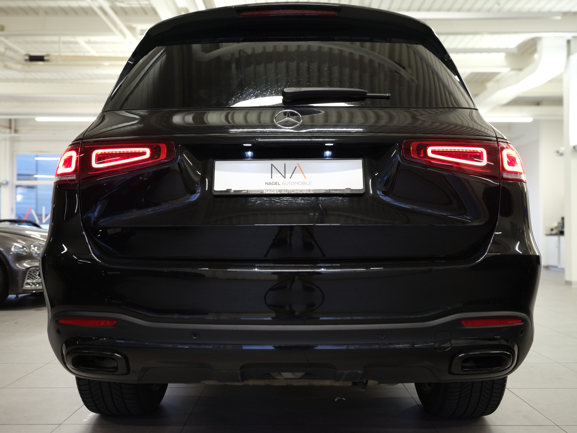 MERCEDES-BENZ GLS 580 4Matic 9G-Tronic-image-5
