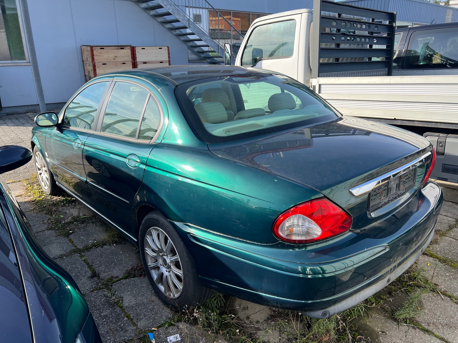 JAGUAR X-Type 2.2D Sovereign-image-5