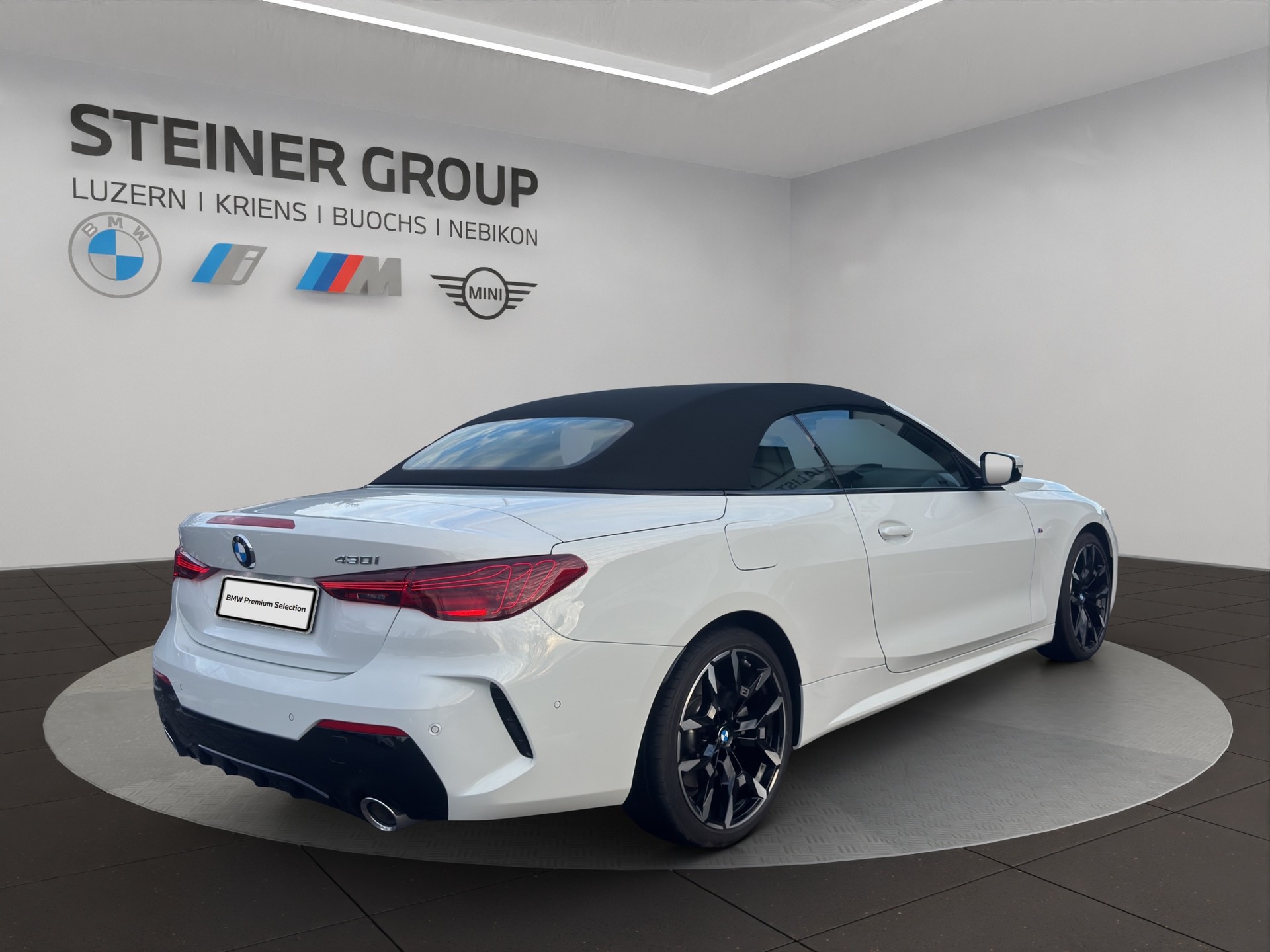 BMW 430i xDrive Cabriolet M Sport Steptronic-image-4