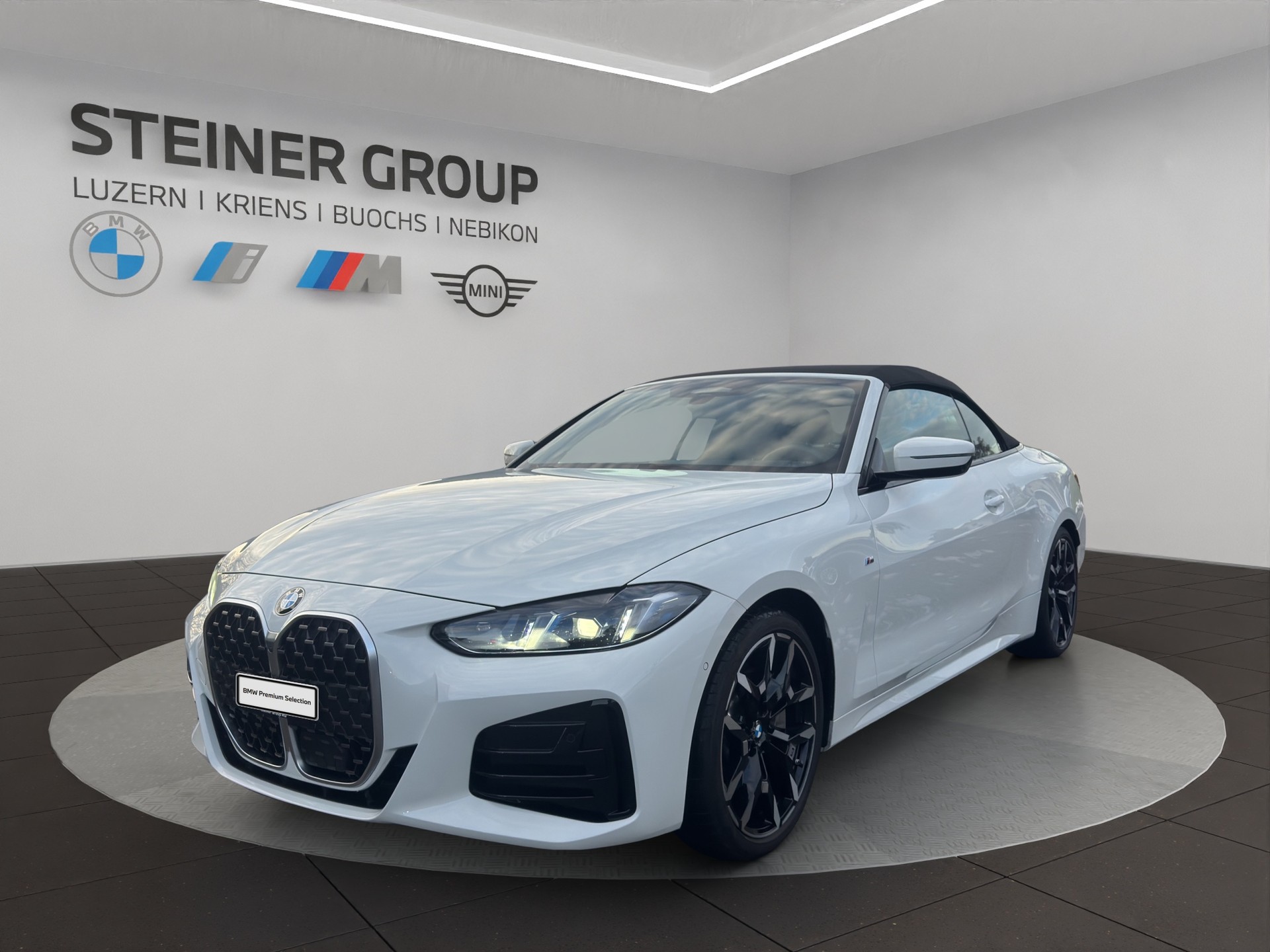 BMW 430i xDrive Cabriolet M Sport Steptronic-image-0