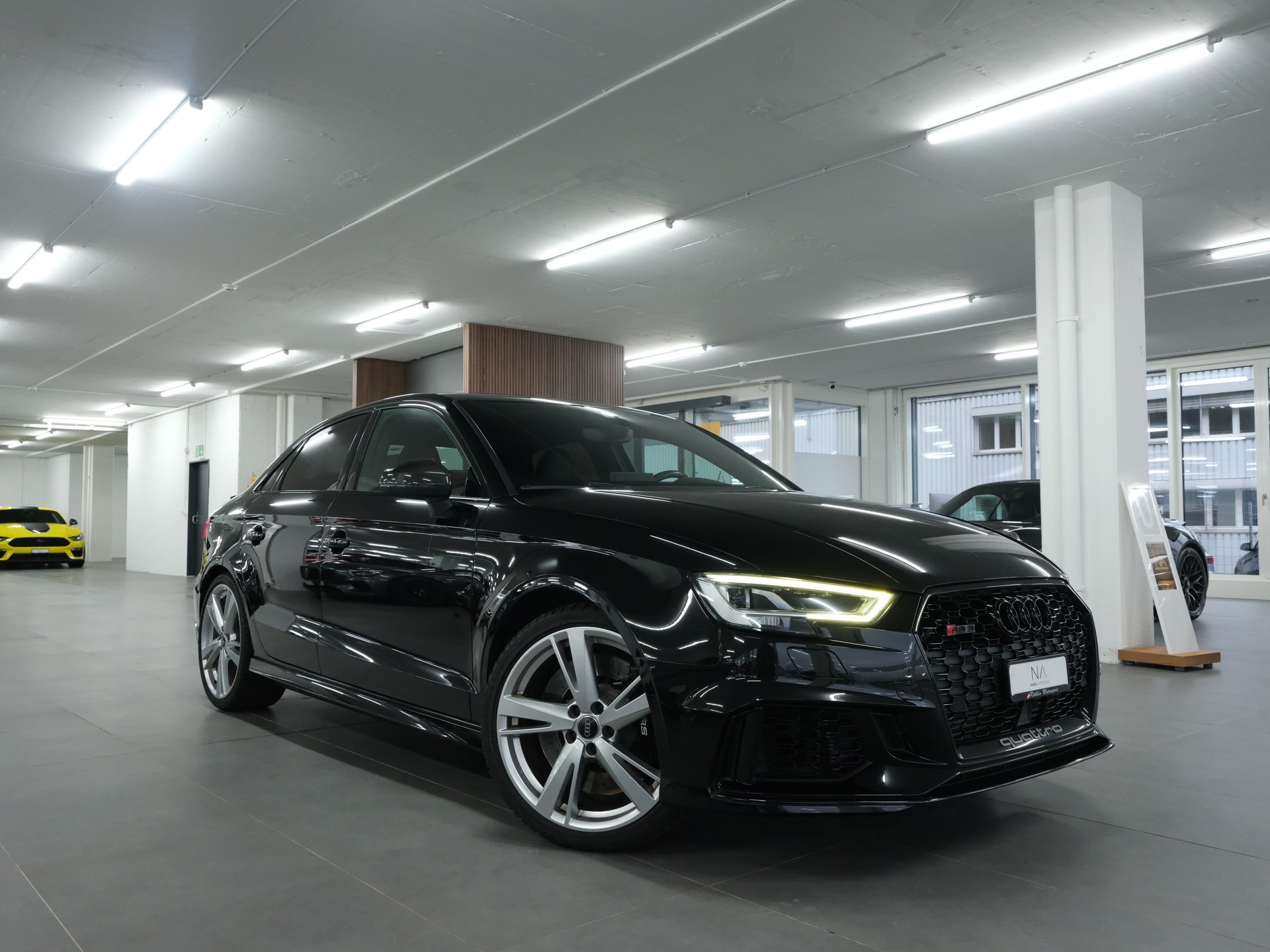 AUDI RS3 Limousine 2.5 TSI quattro S-tronic-image-0