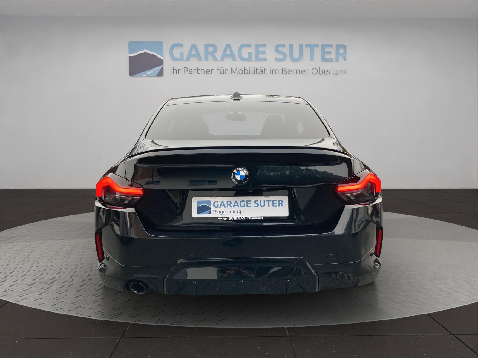 BMW 220d SAG Coupé-showroom-element-3