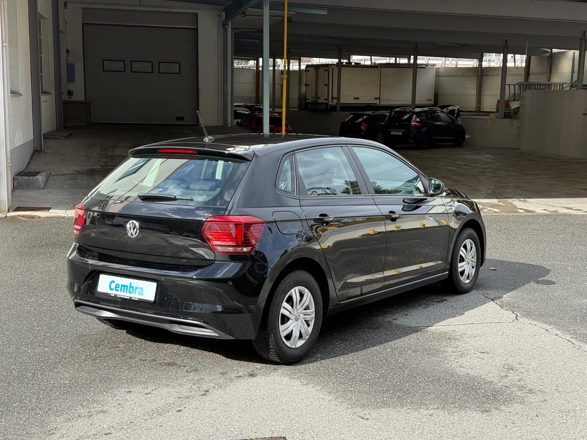 VW Polo 1.0 BMT Trendline-image-4