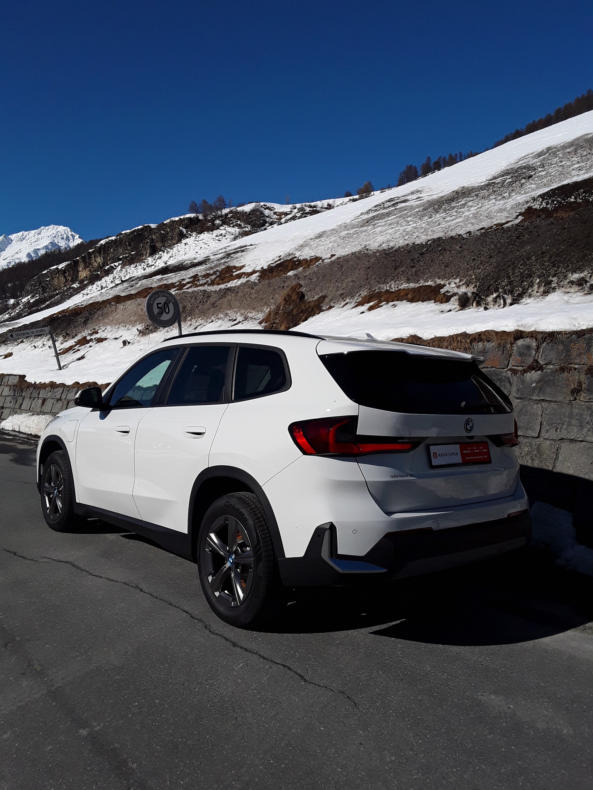 BMW X1 xDrive 30e-image-2
