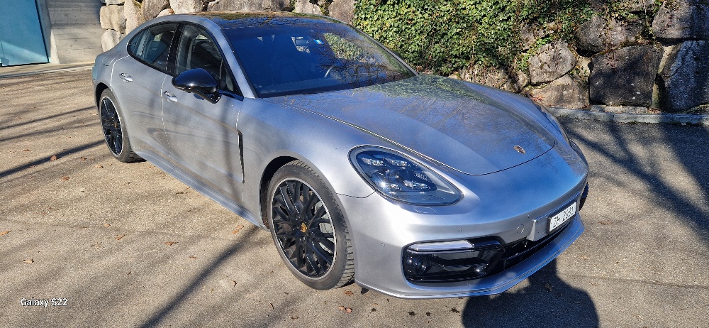 PORSCHE 4S