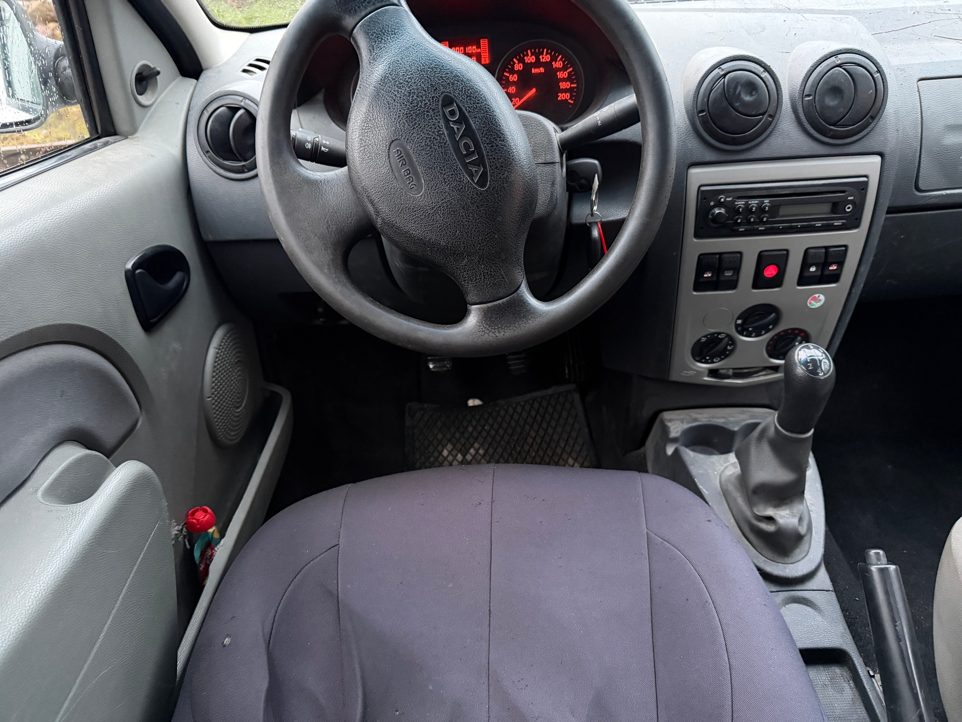 DACIA Logan 1.6-image-9
