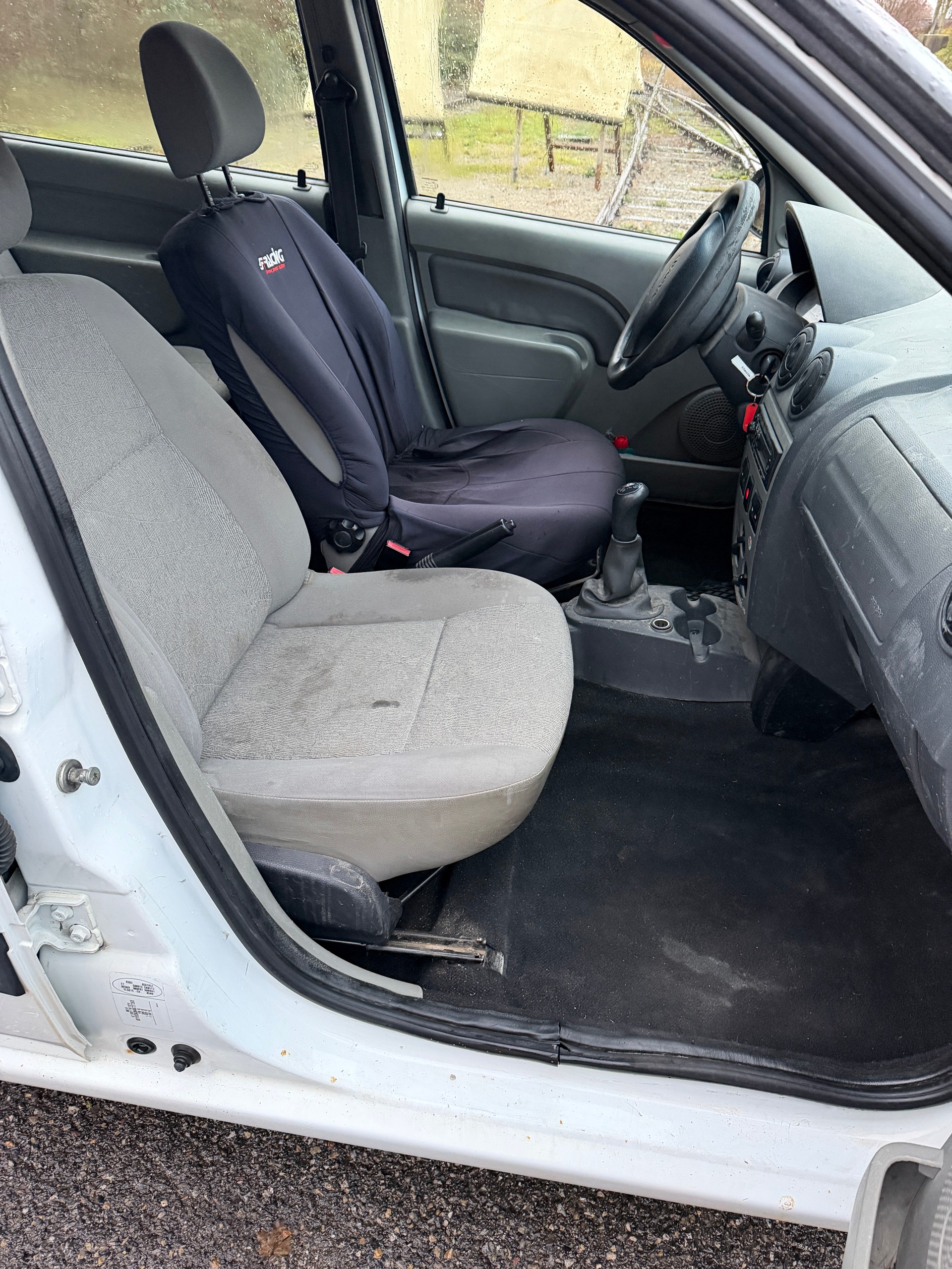 DACIA Logan 1.6-image-11