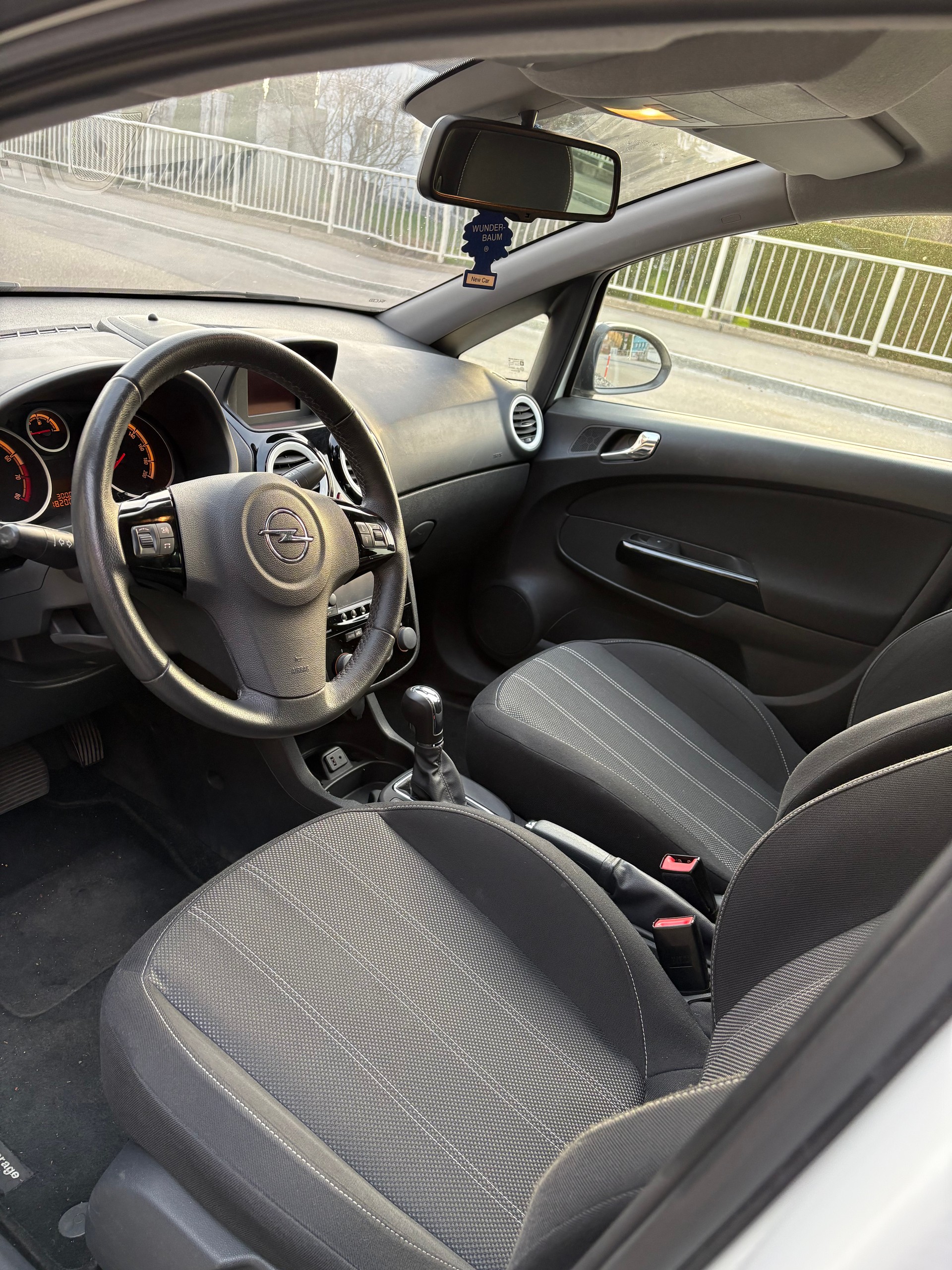 OPEL Corsa D 1.4-image-8