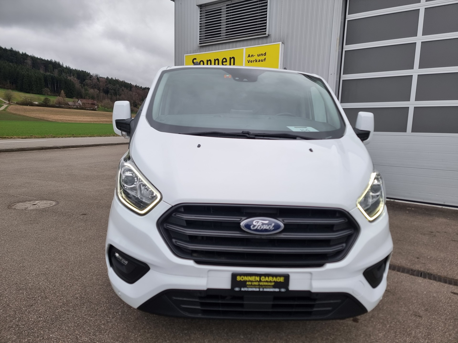 FORD Transit Custom Van 320 L2H1 Trend-image-1
