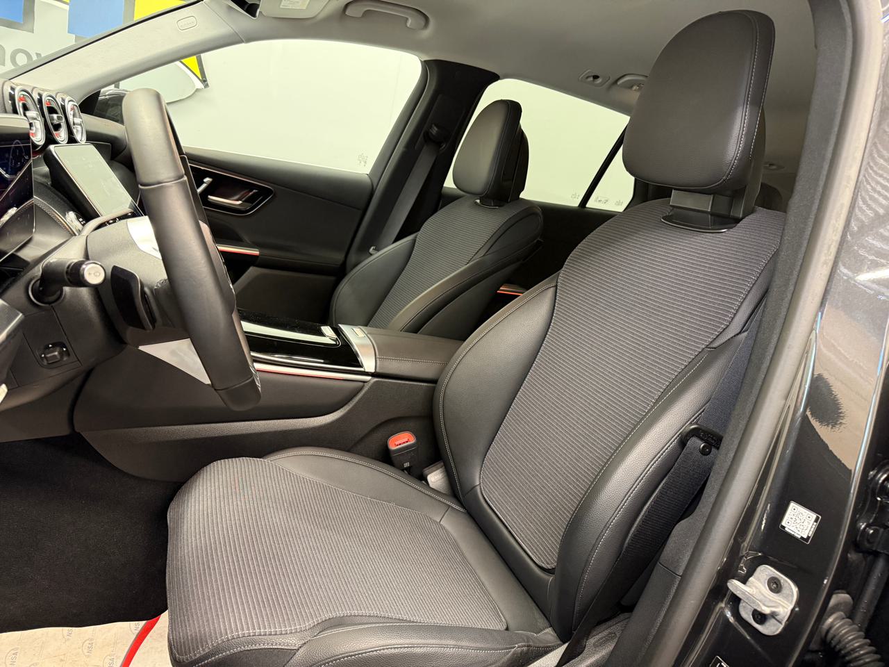 MERCEDES-BENZ GLC 220 d 4Matic 9G-Tronic-image-3