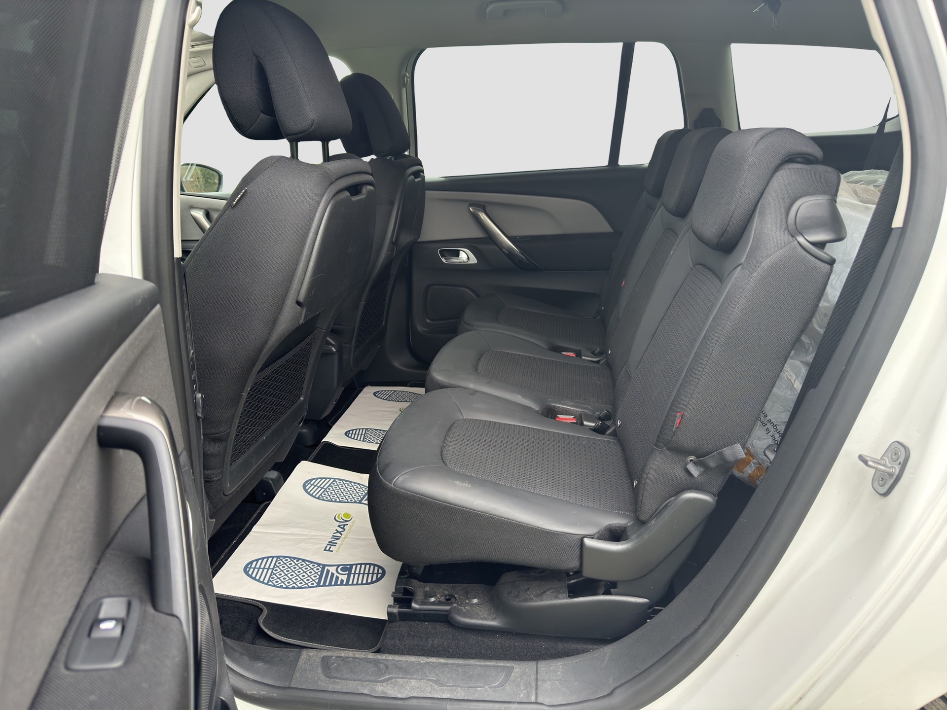 CITROEN Grand C4 Spacetourer 1.5 BlueHDi Shine EAT8-image-15