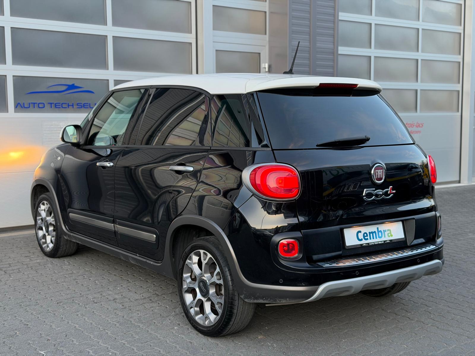 FIAT 500L 1.4 TB 16V Trekking-image-8