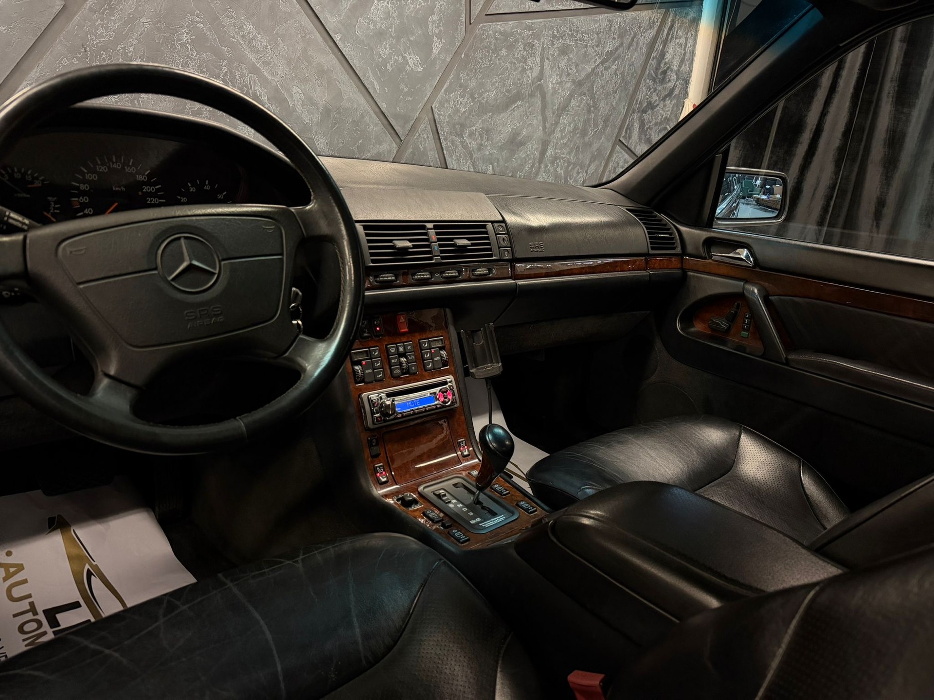 MERCEDES-BENZ 500 SEL Automatic-image-9