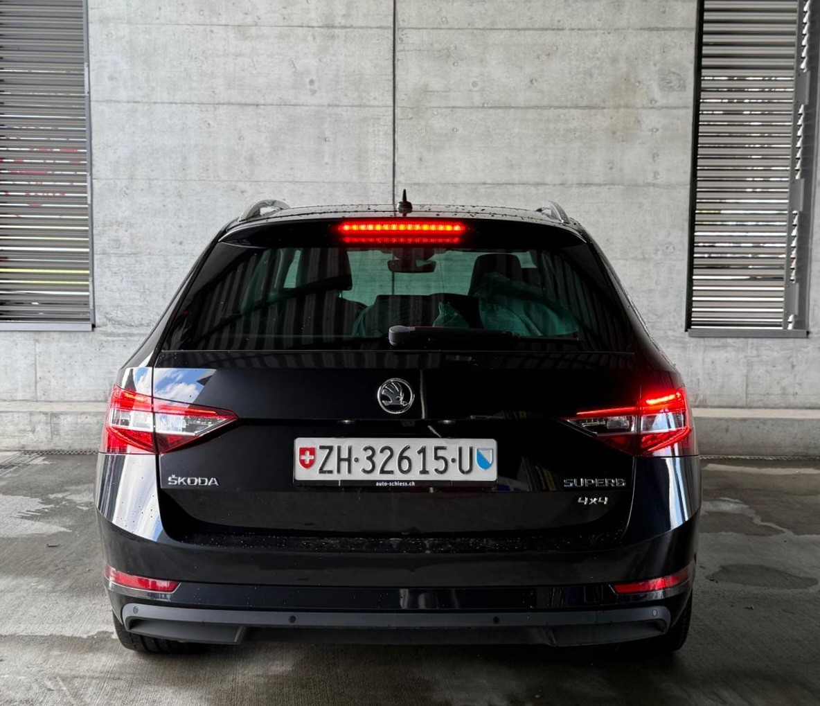 SKODA Superb Combi 2.0 TDi Style 4x4 DSG-image-5