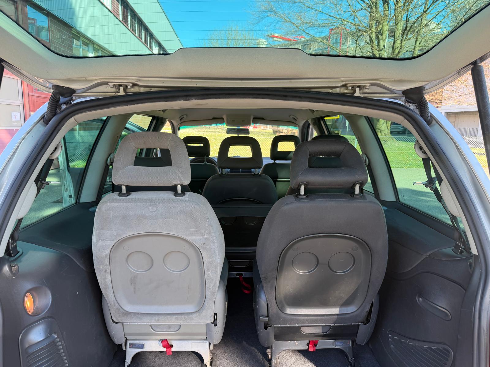 SEAT Alhambra 2.0 TDI Advantage-image-9