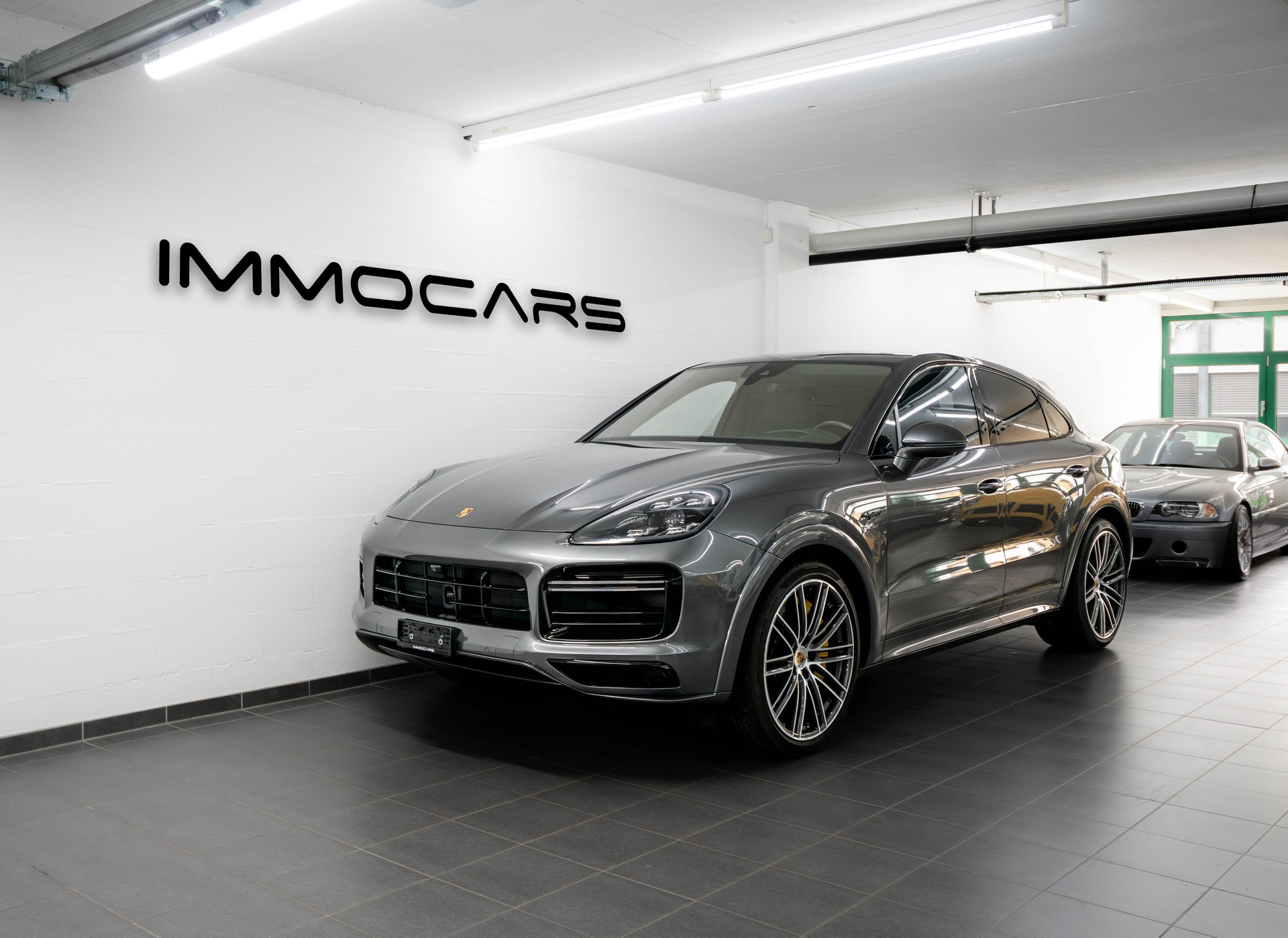 PORSCHE Cayenne Turbo S Coupe E-Hybrid