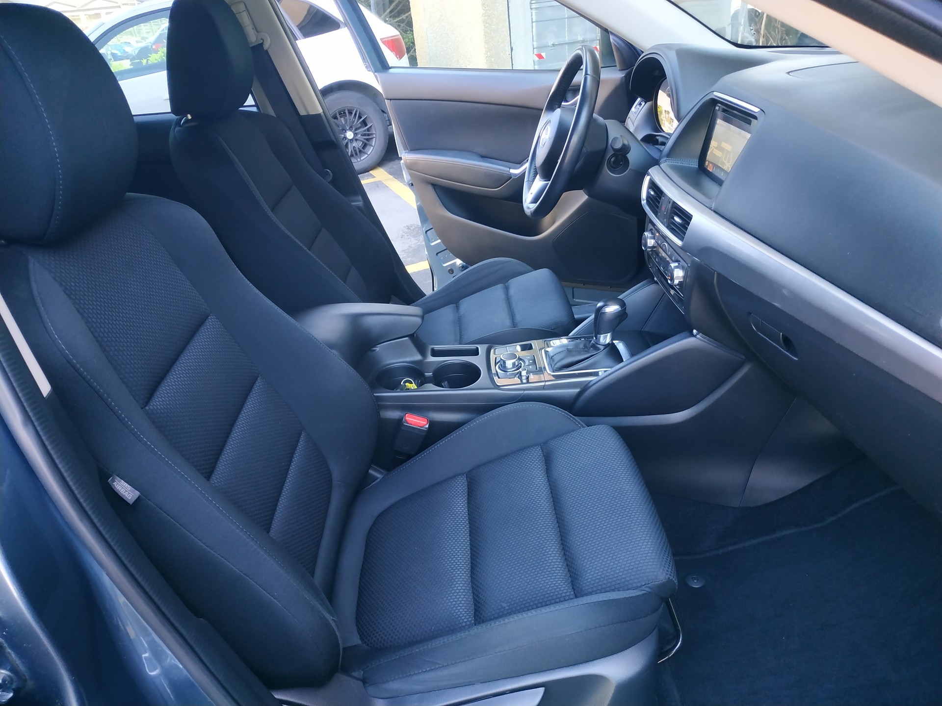 MAZDA CX-5 2.0 Ambition AWD Automatic-image-11