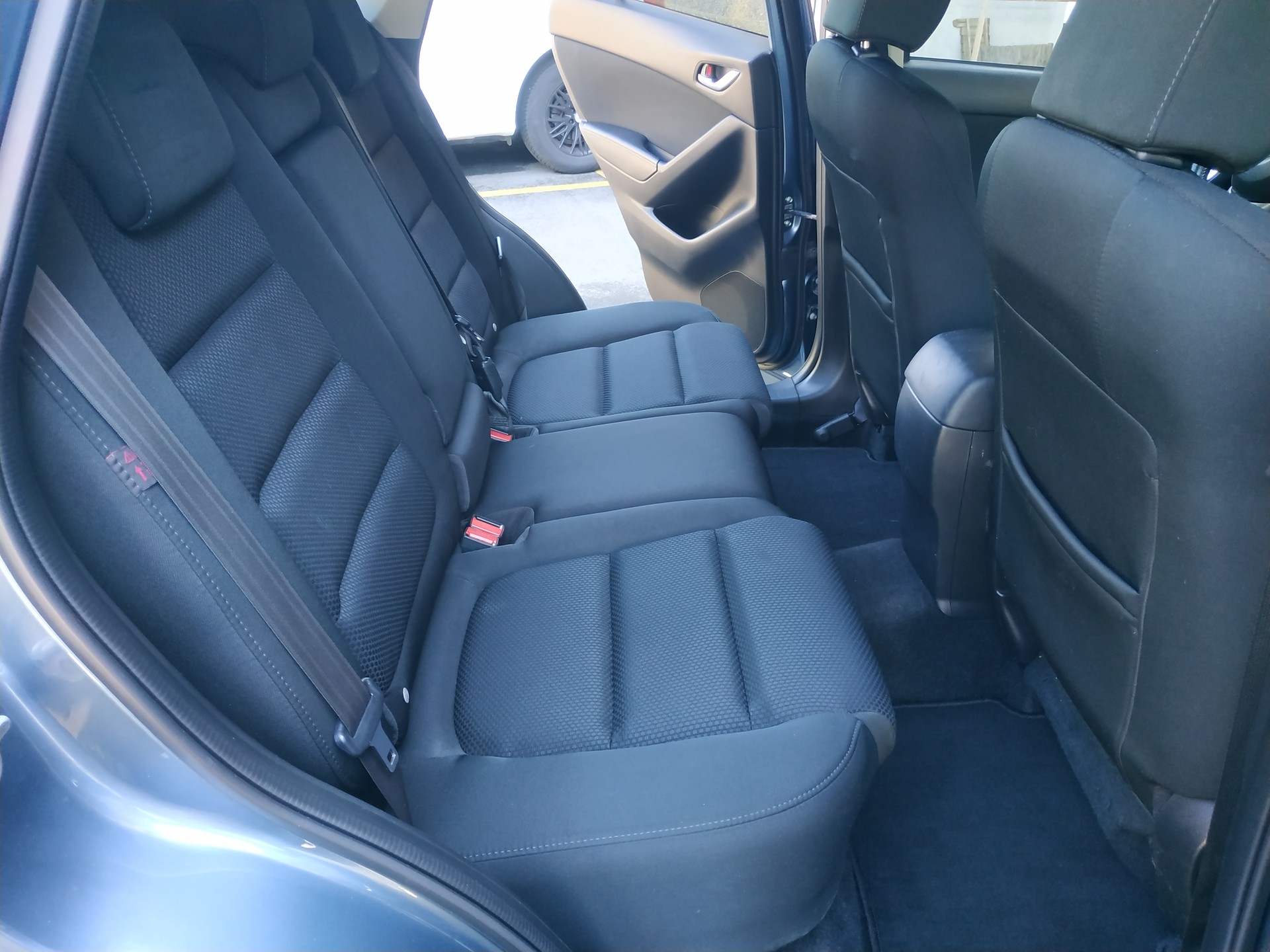 MAZDA CX-5 2.0 Ambition AWD Automatic-image-18