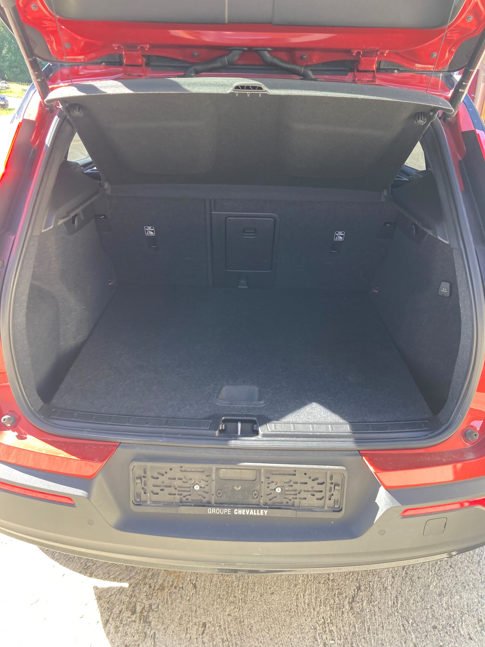 VOLVO XC40 T5 TwE R-Design DCT-image-5