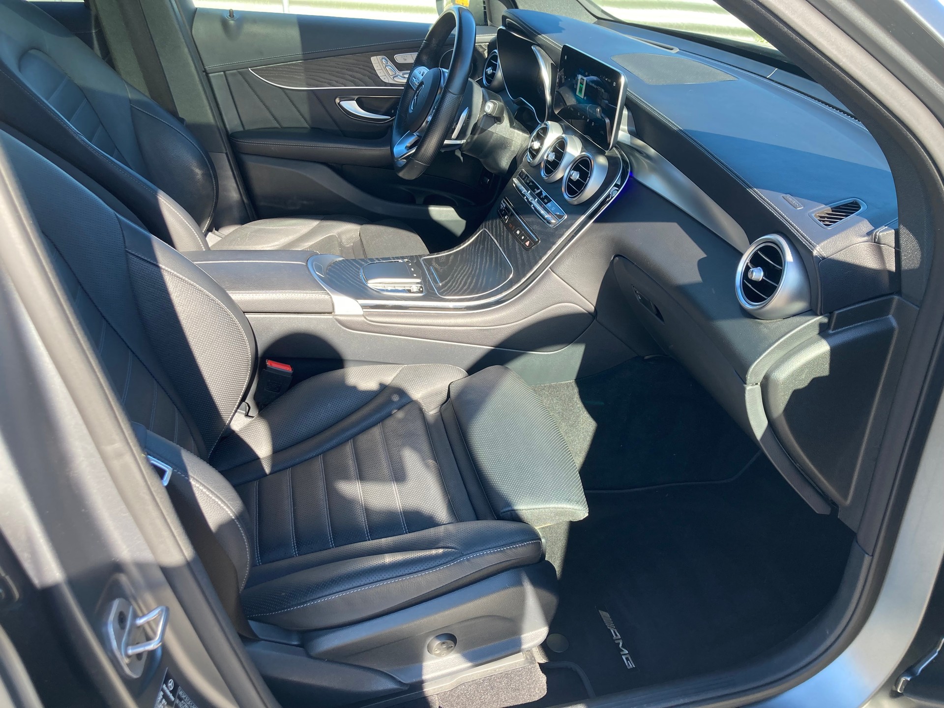 MERCEDES-BENZ GLC 300d 9G-Tronic 4 Matic AMG Line-image-5
