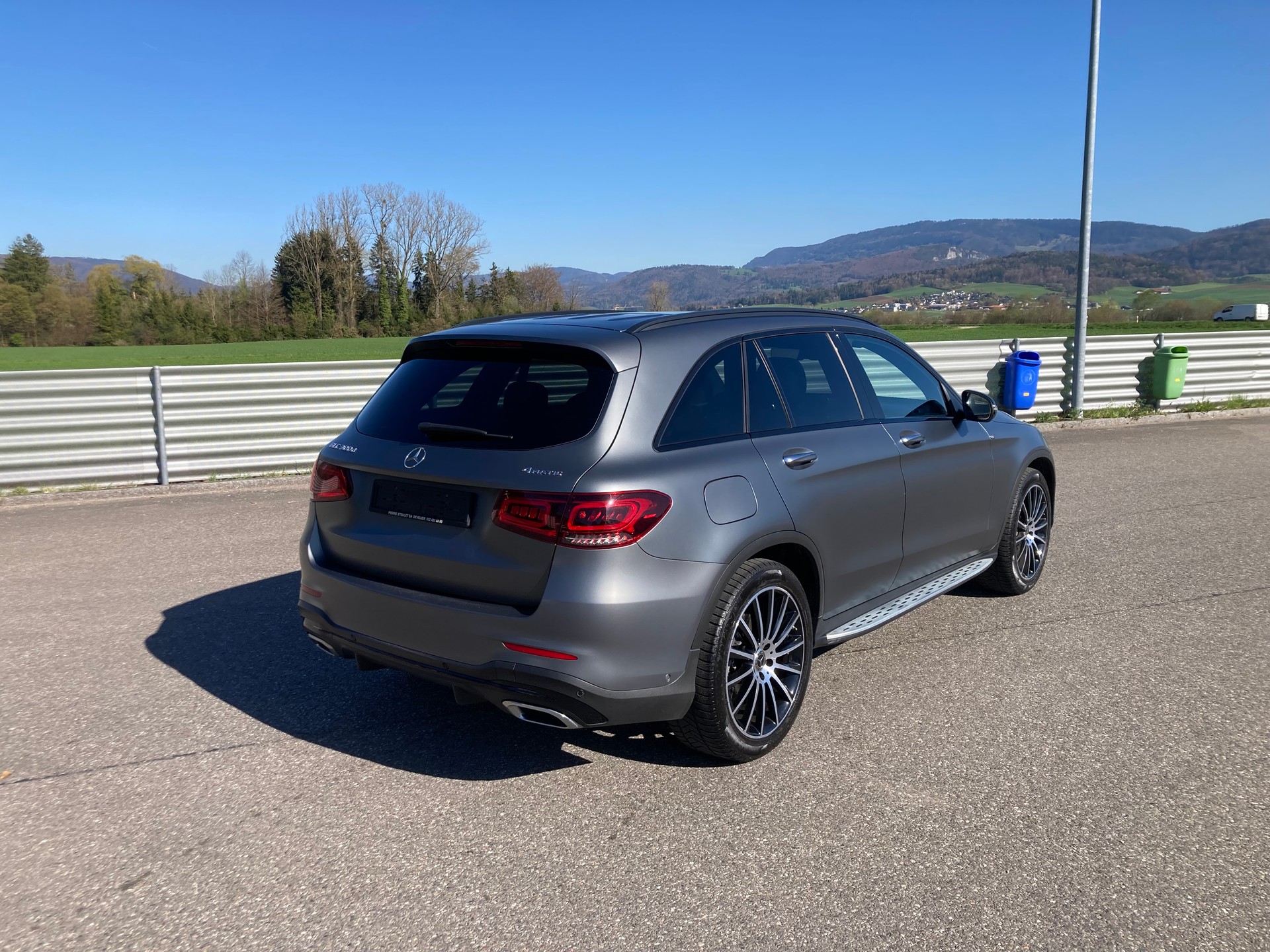 MERCEDES-BENZ GLC 300d 9G-Tronic 4 Matic AMG Line-image-2