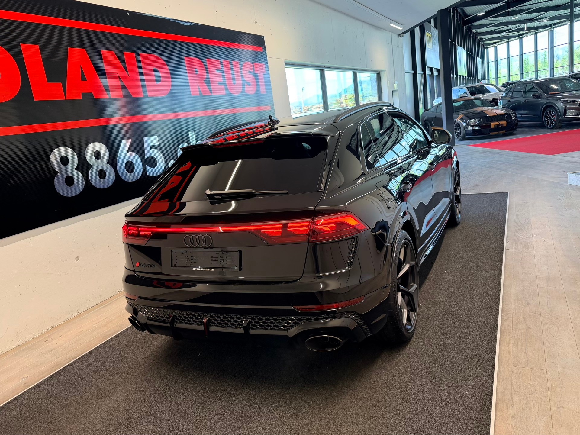 AUDI RSQ8 performance quattro-image-7