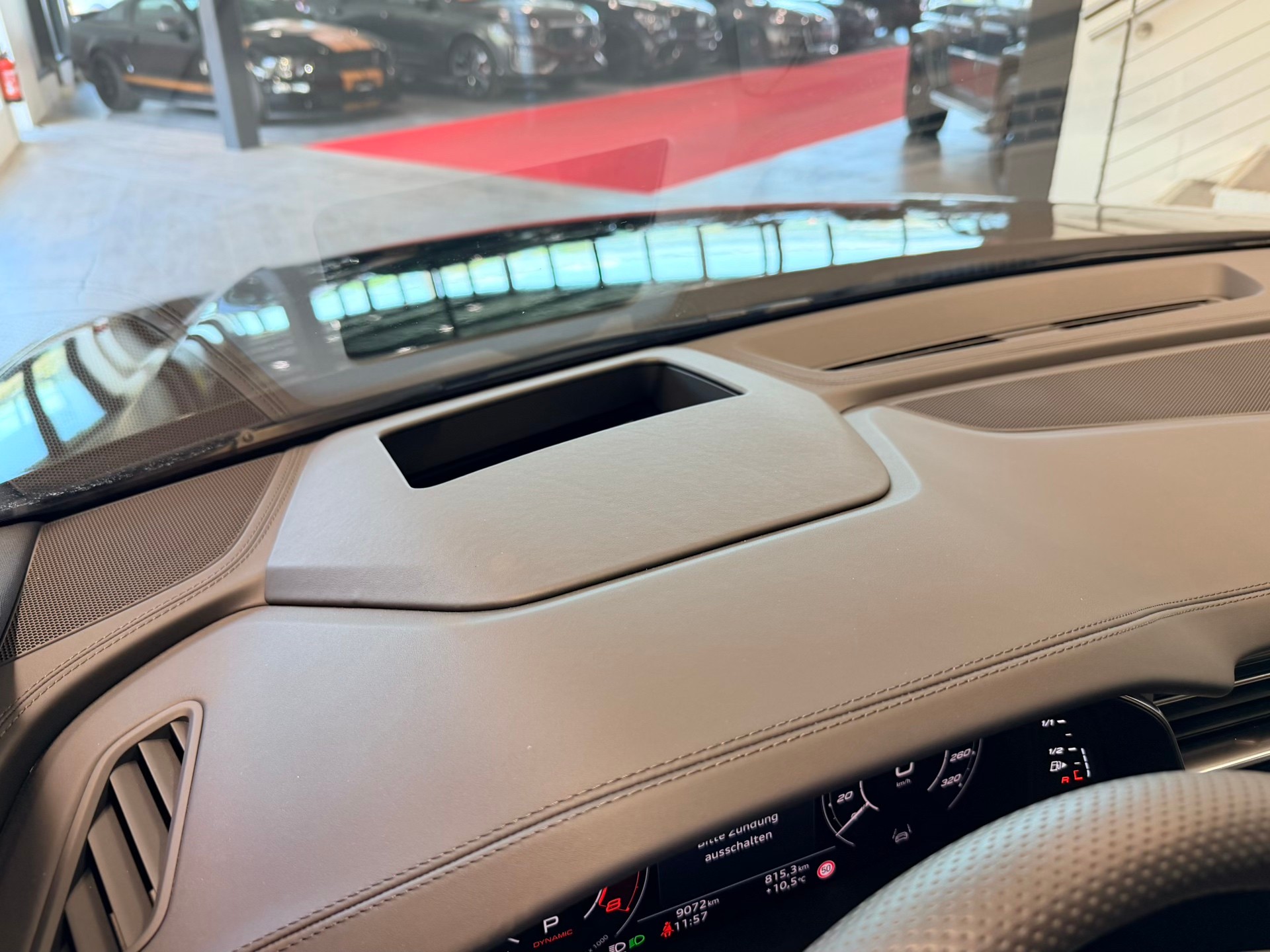 AUDI RSQ8 performance quattro-image-29