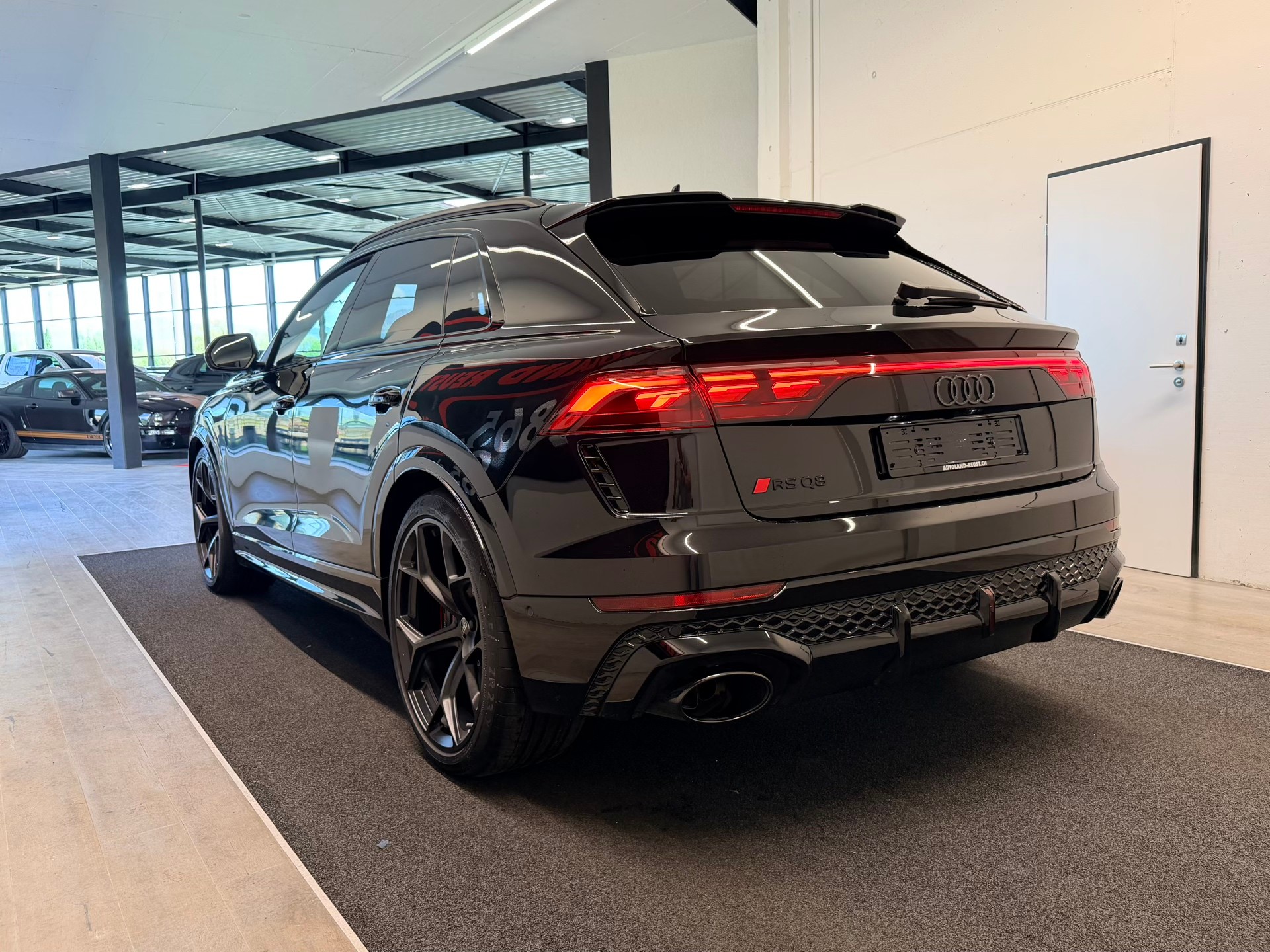 AUDI RSQ8 performance quattro-image-8