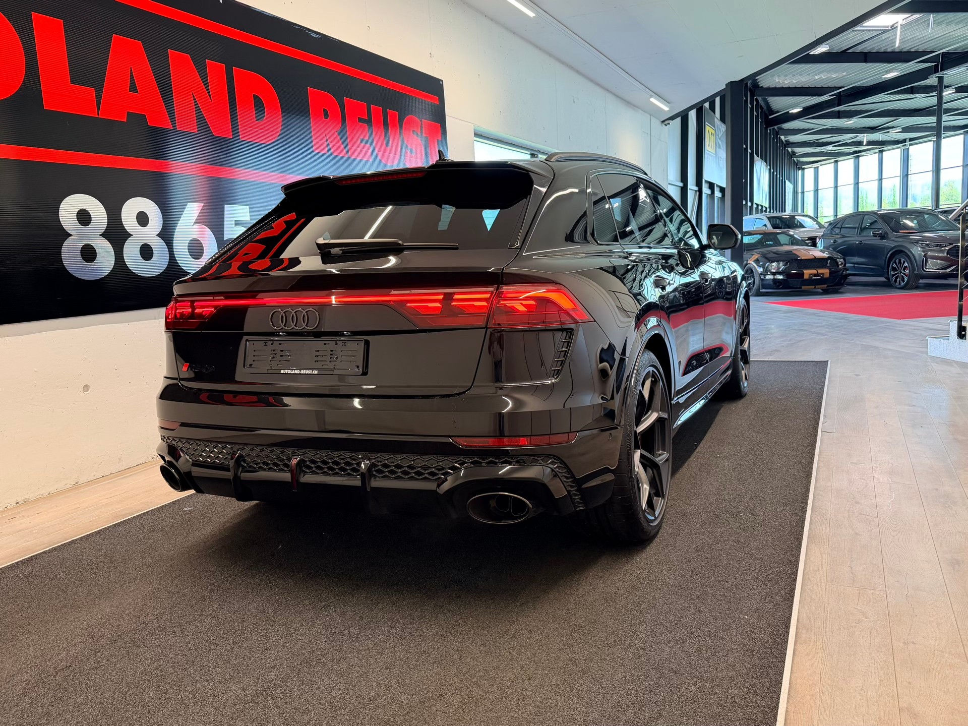 AUDI RSQ8 performance quattro-image-6