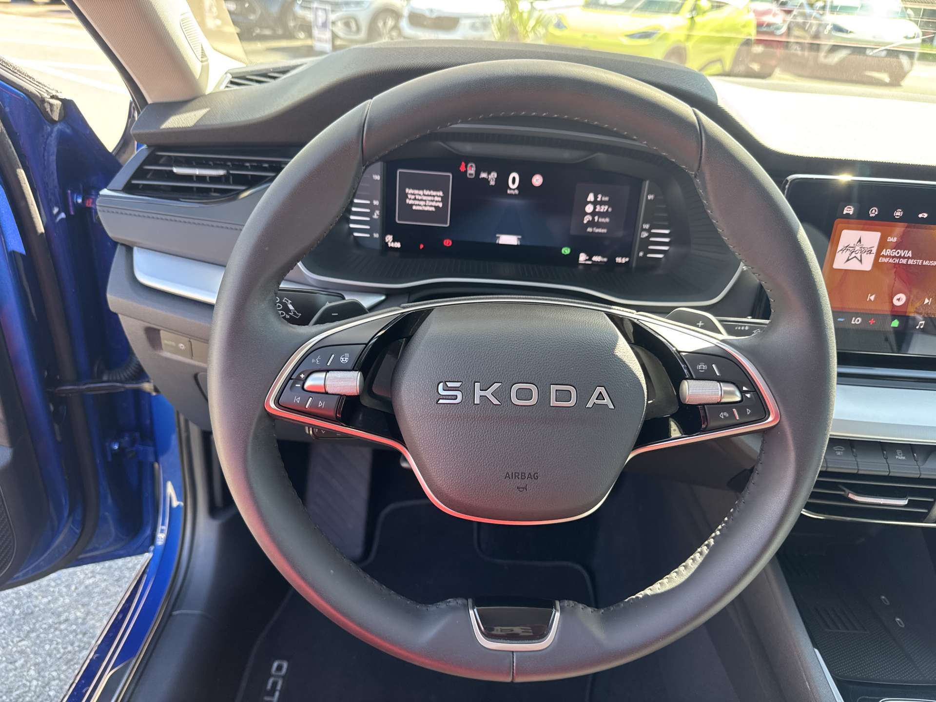 SKODA Octavia Combi 2.0 TDi 150 Selection DSG-Automat-image-15