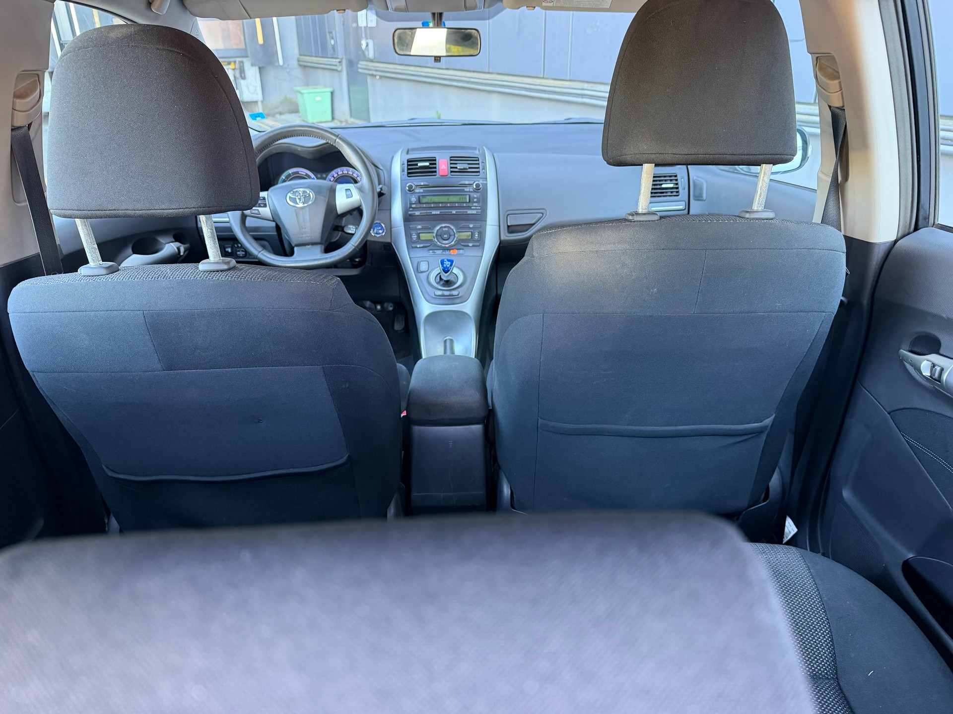 TOYOTA Auris 1.8 16V HSD Linea Luna-image-8