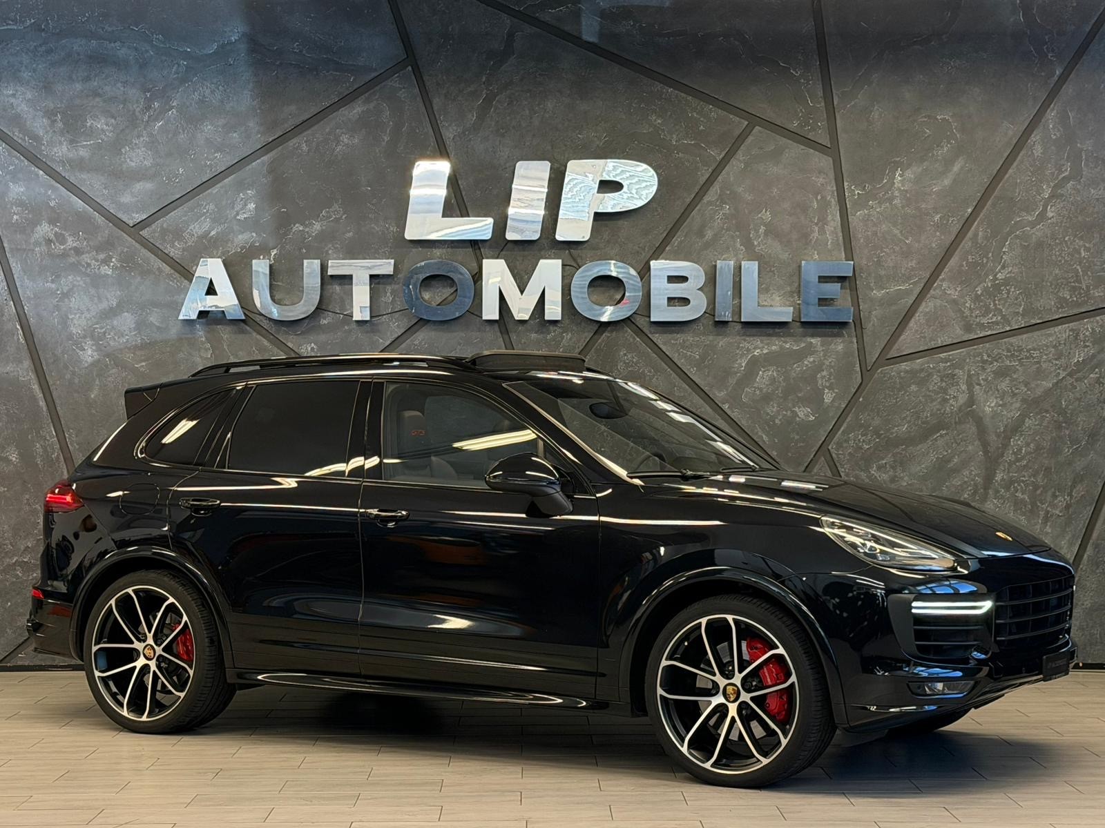 PORSCHE Cayenne GTS-image-2