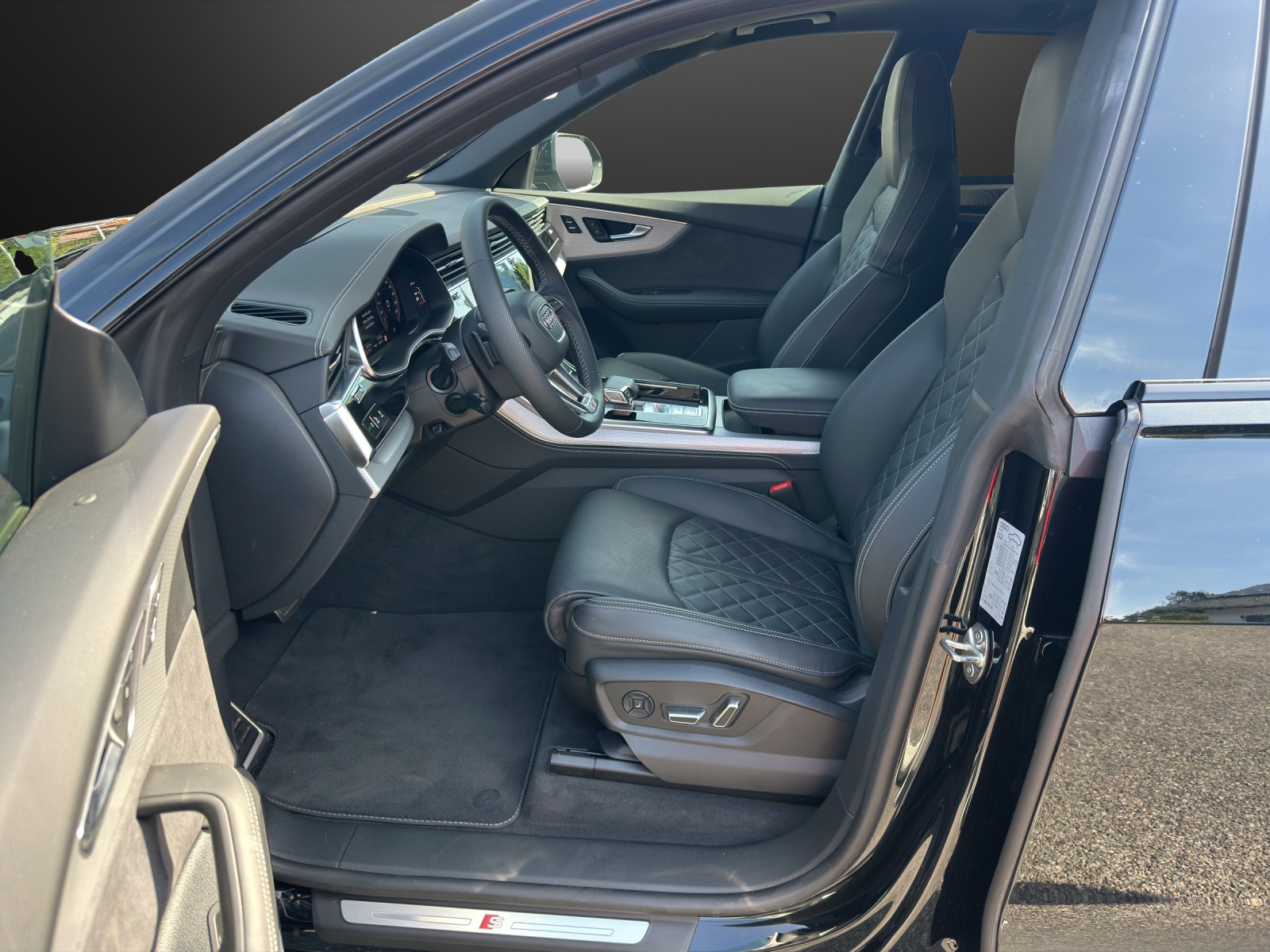 AUDI Q8 SUV TDI quattro 210 kW tiptronic-image-7