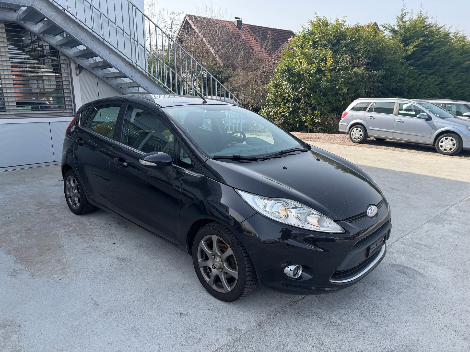 FORD Fiesta 1.4 16V Titanium-image-0