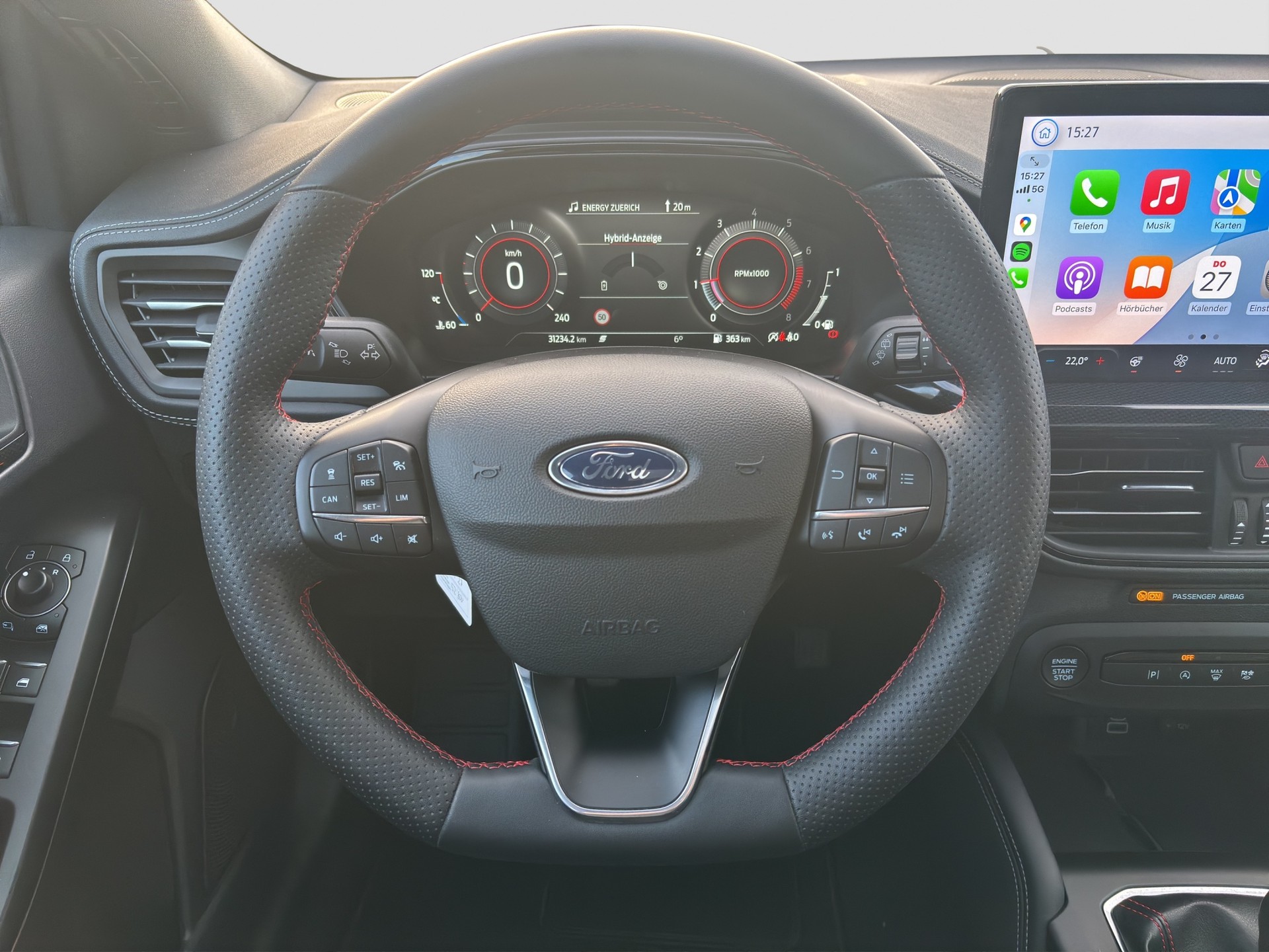 FORD Focus 1.0 MHEV ST-Line Vignale-image-4