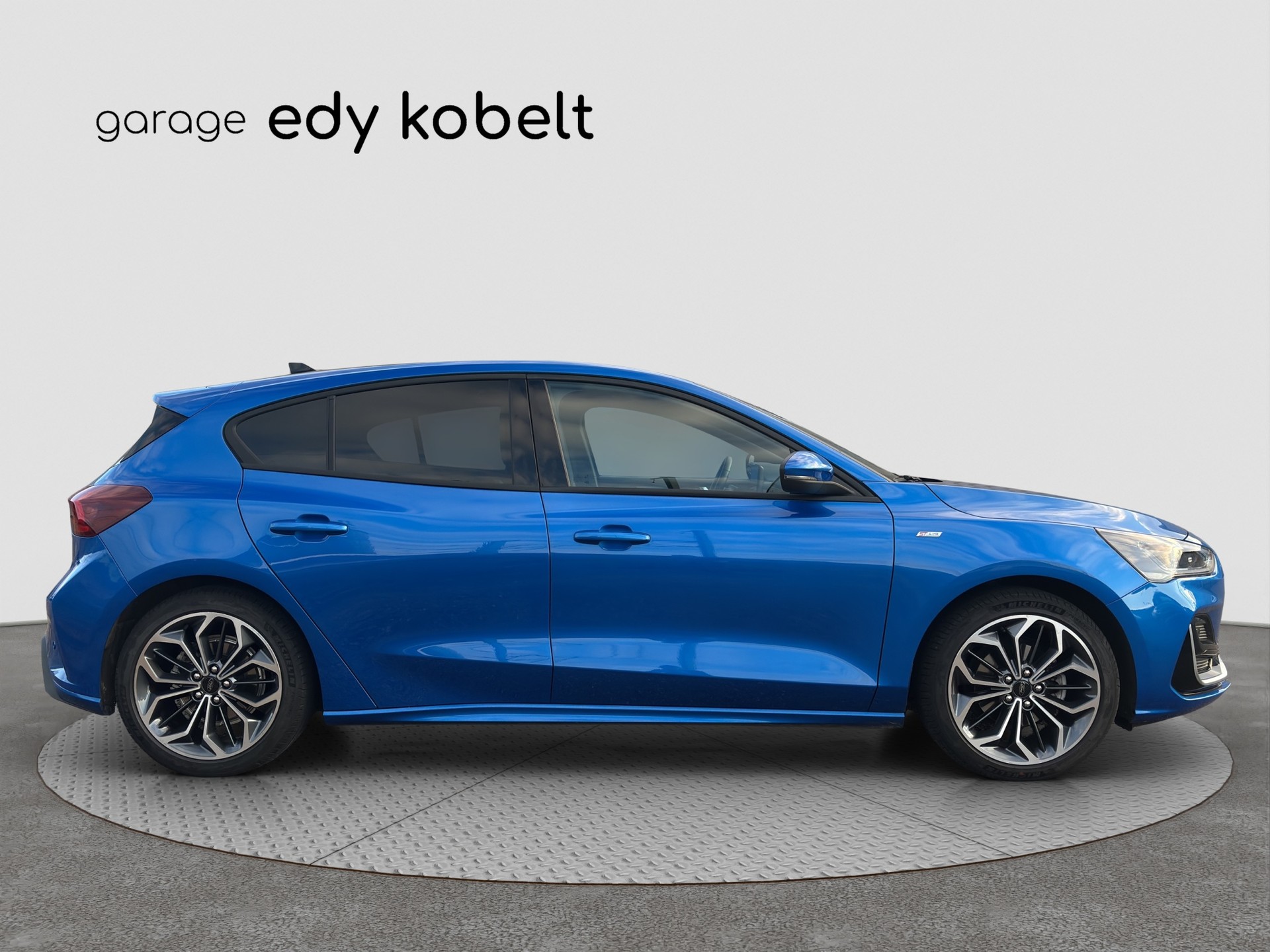 FORD Focus 1.0 MHEV ST-Line Vignale-image-18