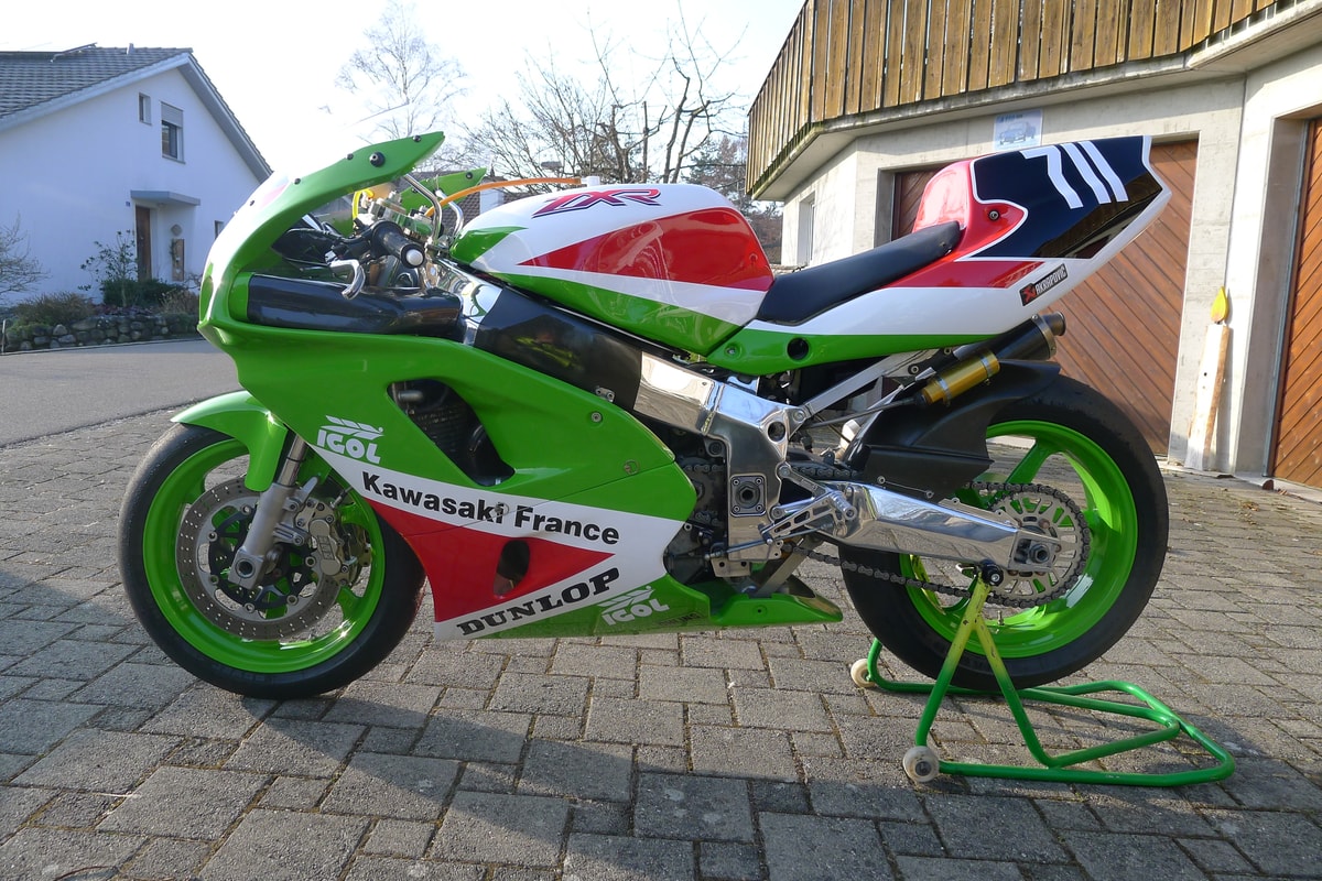 ronページ② KAWASAKI ZXR-750RR Kaufen