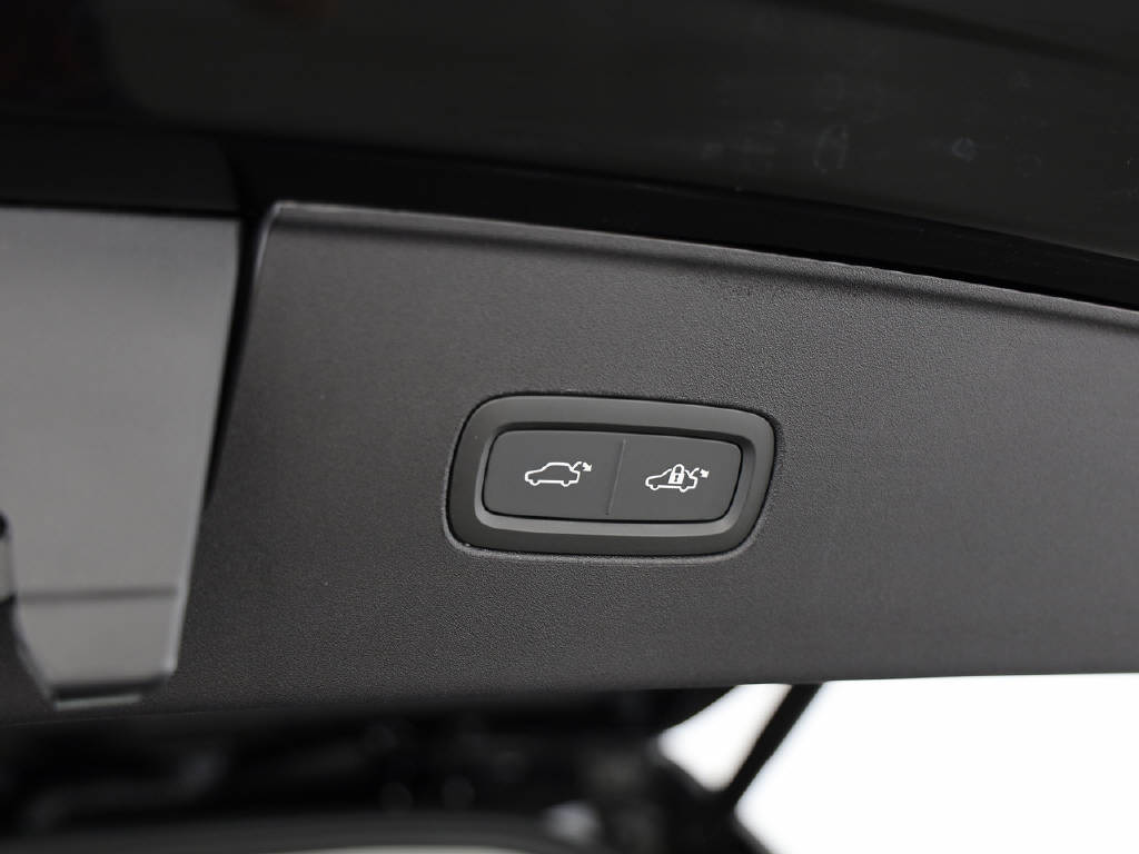 VOLVO EX 90 Twin Ultra AWD / 800V-image-13