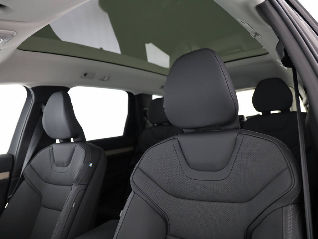 VOLVO EX 90 Twin Ultra AWD / 800V-image-2